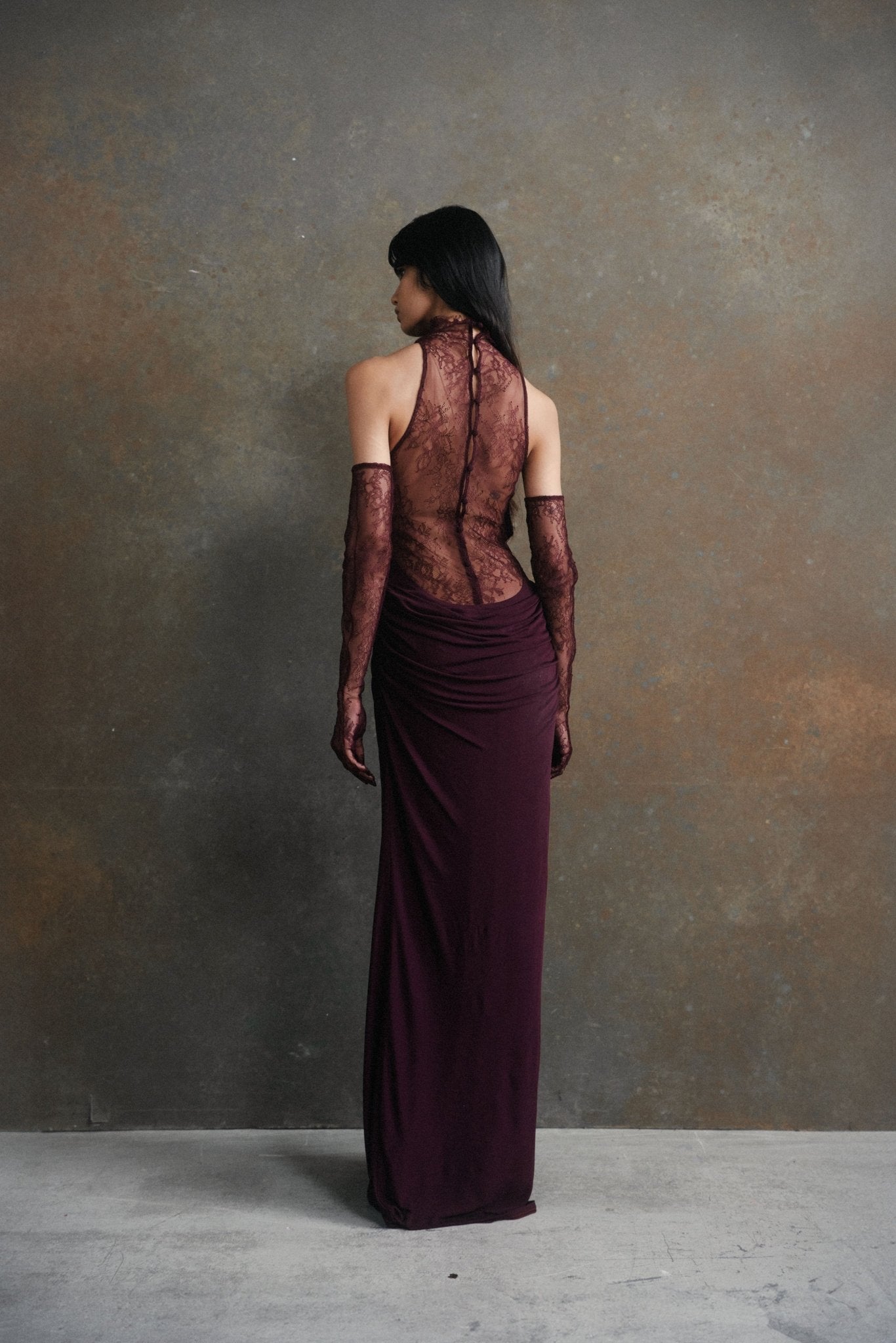 AMARYLLIS MAXI DRESS IN MAROON JERSEY LACE – DE LA VALI OFFICIAL