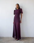 AGUA MAXI DRESS IN MAROON CRINKLE CHIFFON - De La Vali