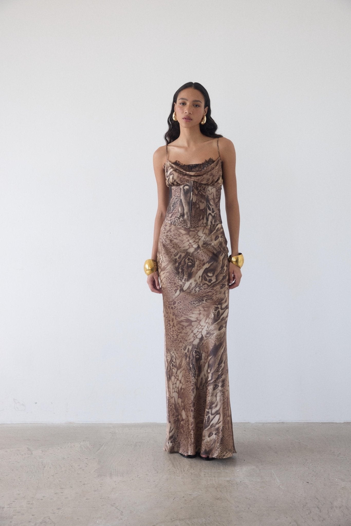 CLEODORA MAXI DRESS IN GUEPARDO SILK SATIN – DE LA VALI OFFICIAL