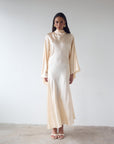 BAYAMO LONG DRESS IN CREAM SILK SATIN - De La Vali