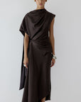 LUNESSA MIDI DRESS IN UMBER BROWN SATIN - De La Vali