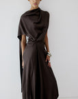 LUNESSA MIDI DRESS IN UMBER BROWN SATIN - De La Vali