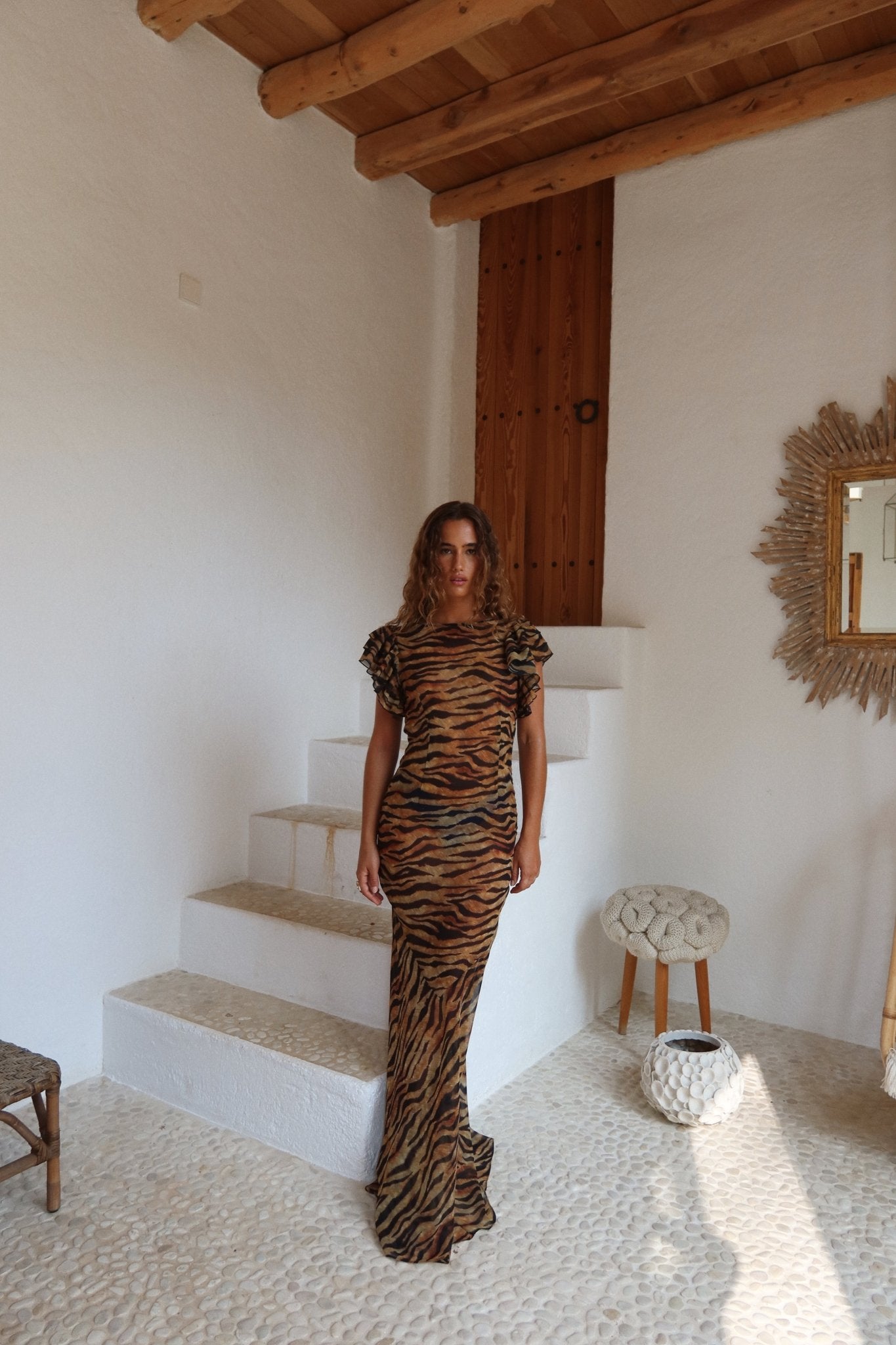 de la vali bougainvillea maxi dress BOUGAINVILLEA CHIFFON MAXI DRESS IN FEATHER PRINT DE LA VALI OFFICIAL