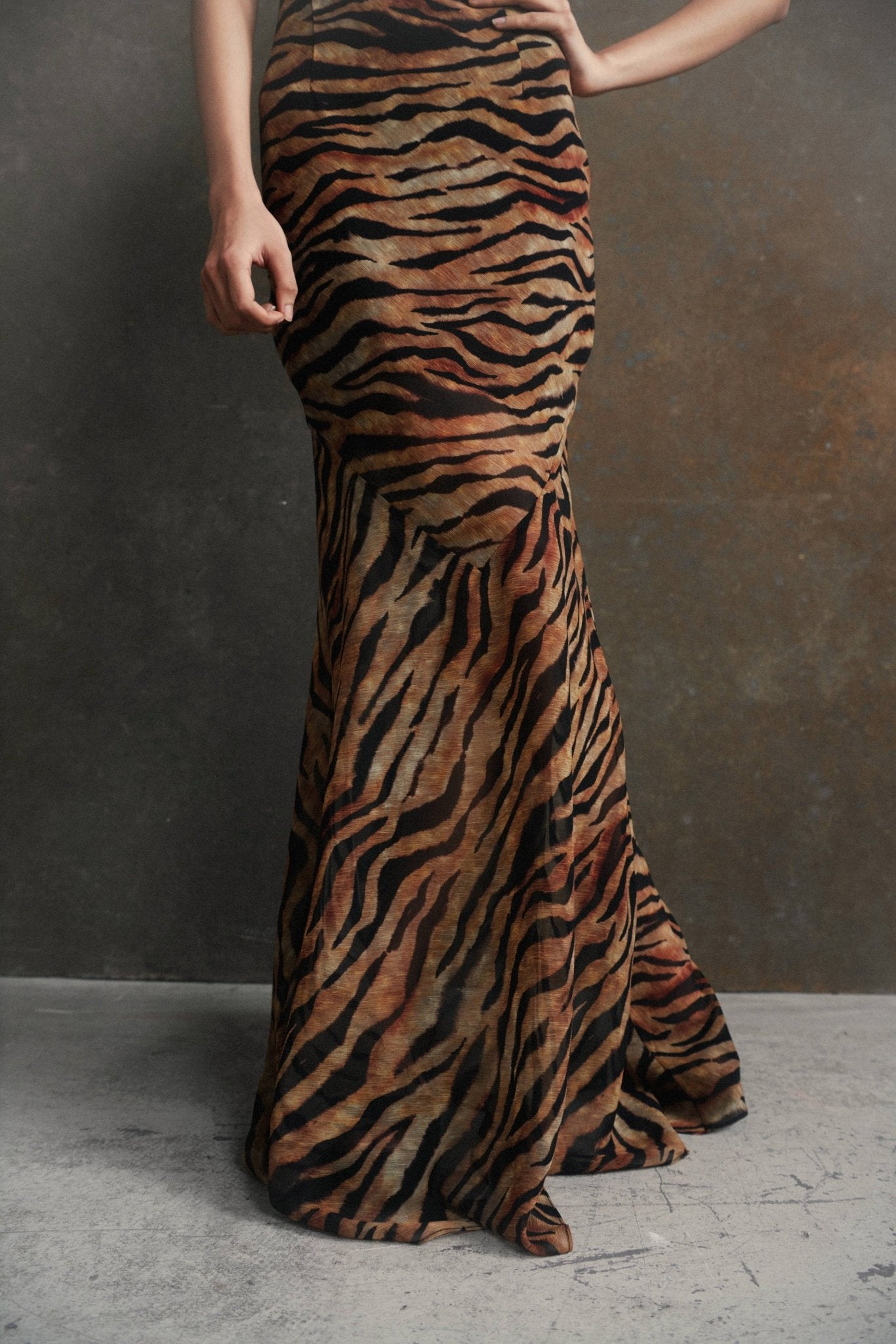 BOUGAINVILLEA MAXI DRESS IN SALVAJE ANIMAL PRINT CHIFFON - De La Vali