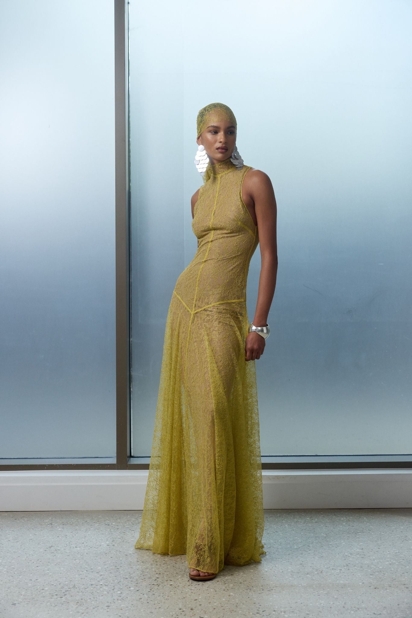 FOEHN MAXI DRESS IN YELLOW LACE - De La Vali