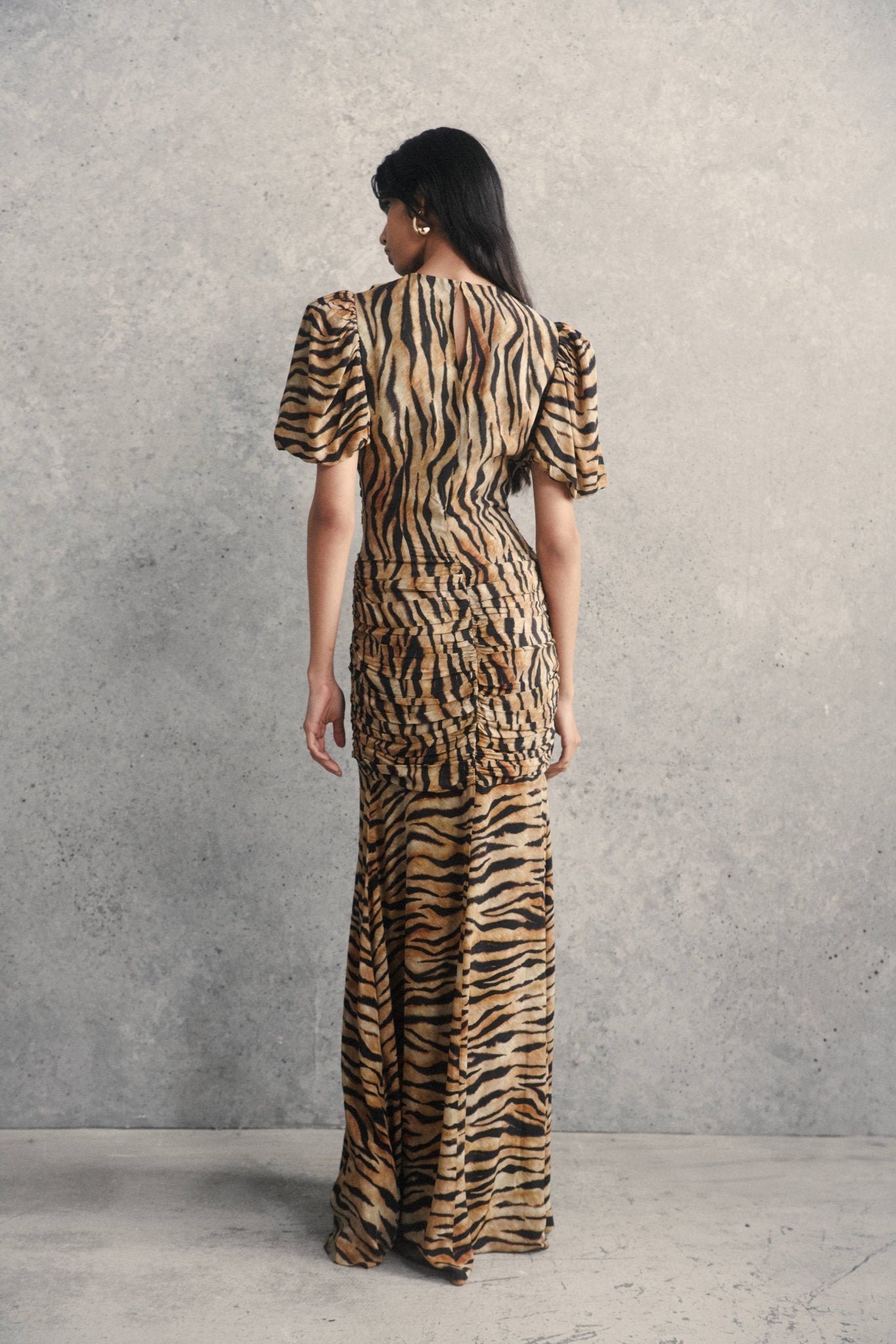 OLYMPIA MAXI DRESS IN CHOCOLATE SALVAJE ANIMAL PRINT CREPE DE CHINE - De La Vali