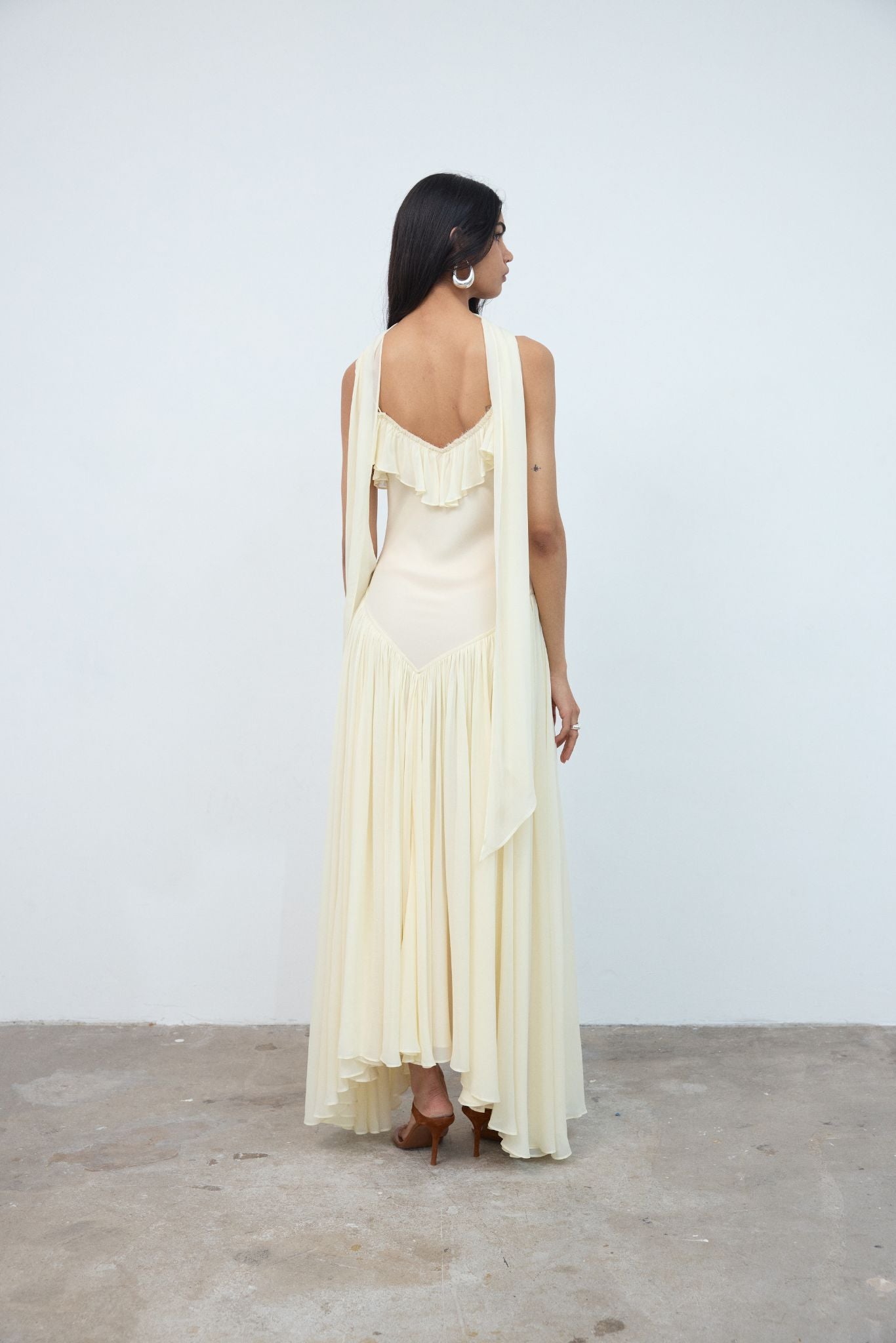 HARMATTAN MIDI DRESS IN CREAM GEORGETTE - De La Vali