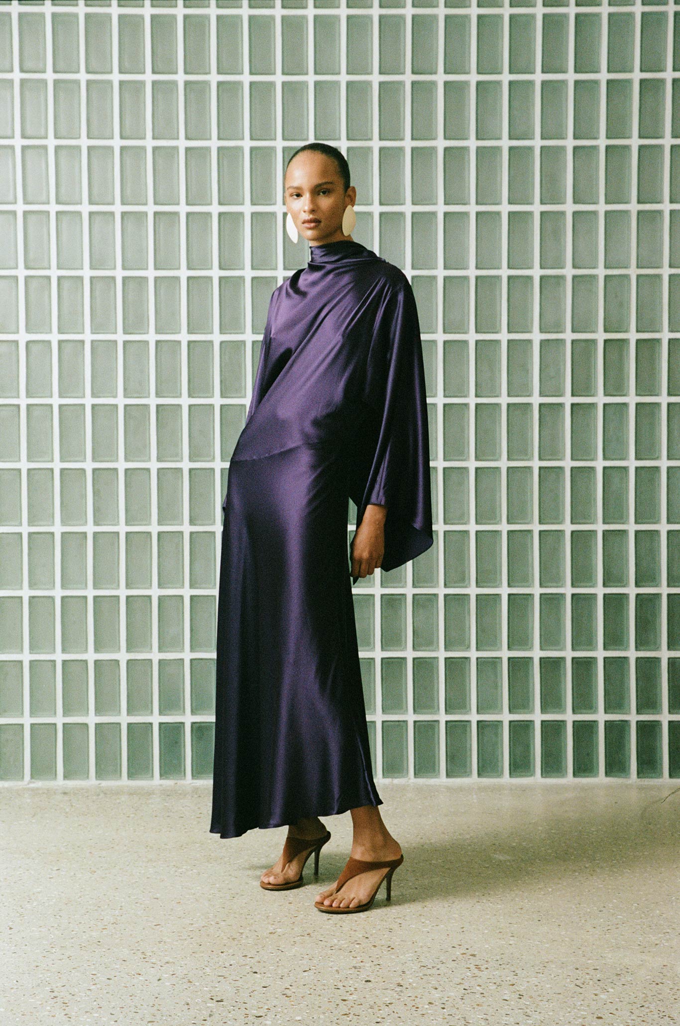 BAYAMO LONG DRESS IN PURPLE SILK SATIN - De La Vali