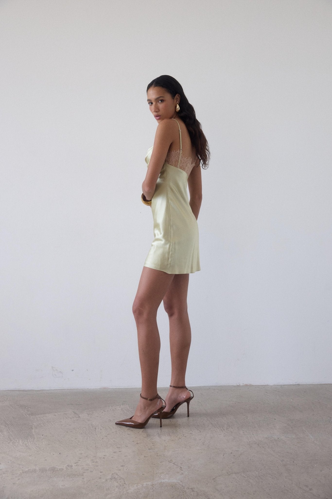 DORADA MINI DRESS IN SAND SILK SATIN - De La Vali
