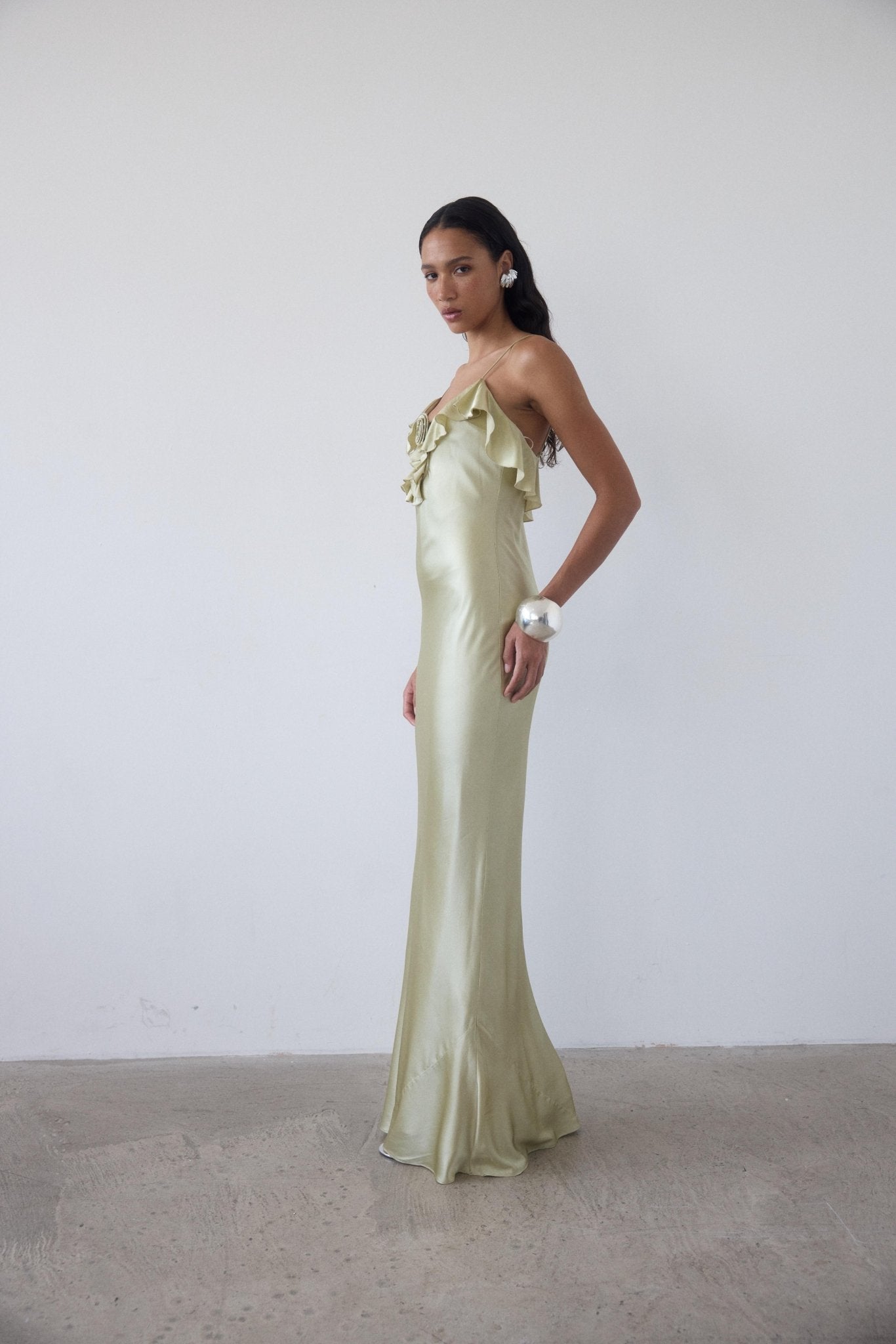 ESPERANZA LONG DRESS IN SAND SILK SATIN - De La Vali