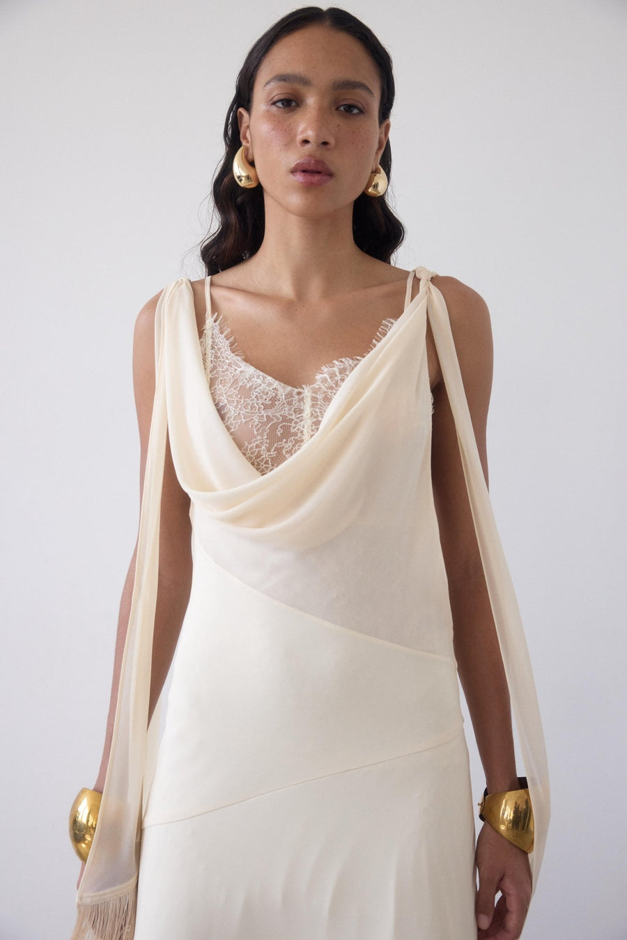 MISTRAL MIDI DRESS IN CREAM CHIFFON & LACE DE LA VALI OFFICIAL MISTRAL MIDI DRESS IN CREAM CHIFFON & LACE DE LA VALI OFFICIAL