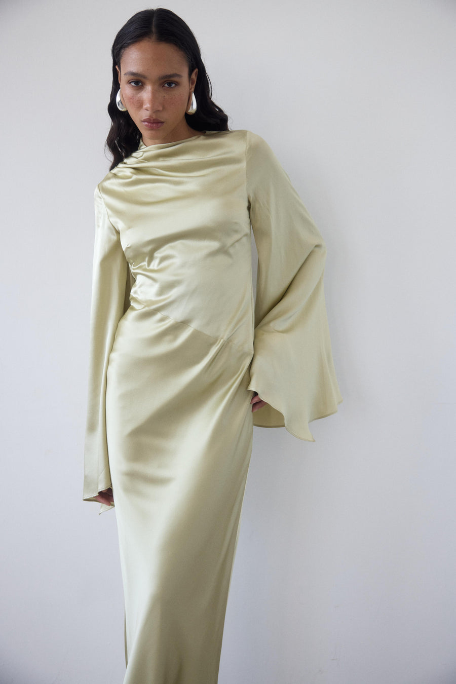 ONDAS MAXI DRESS IN SAND SILK SATIN