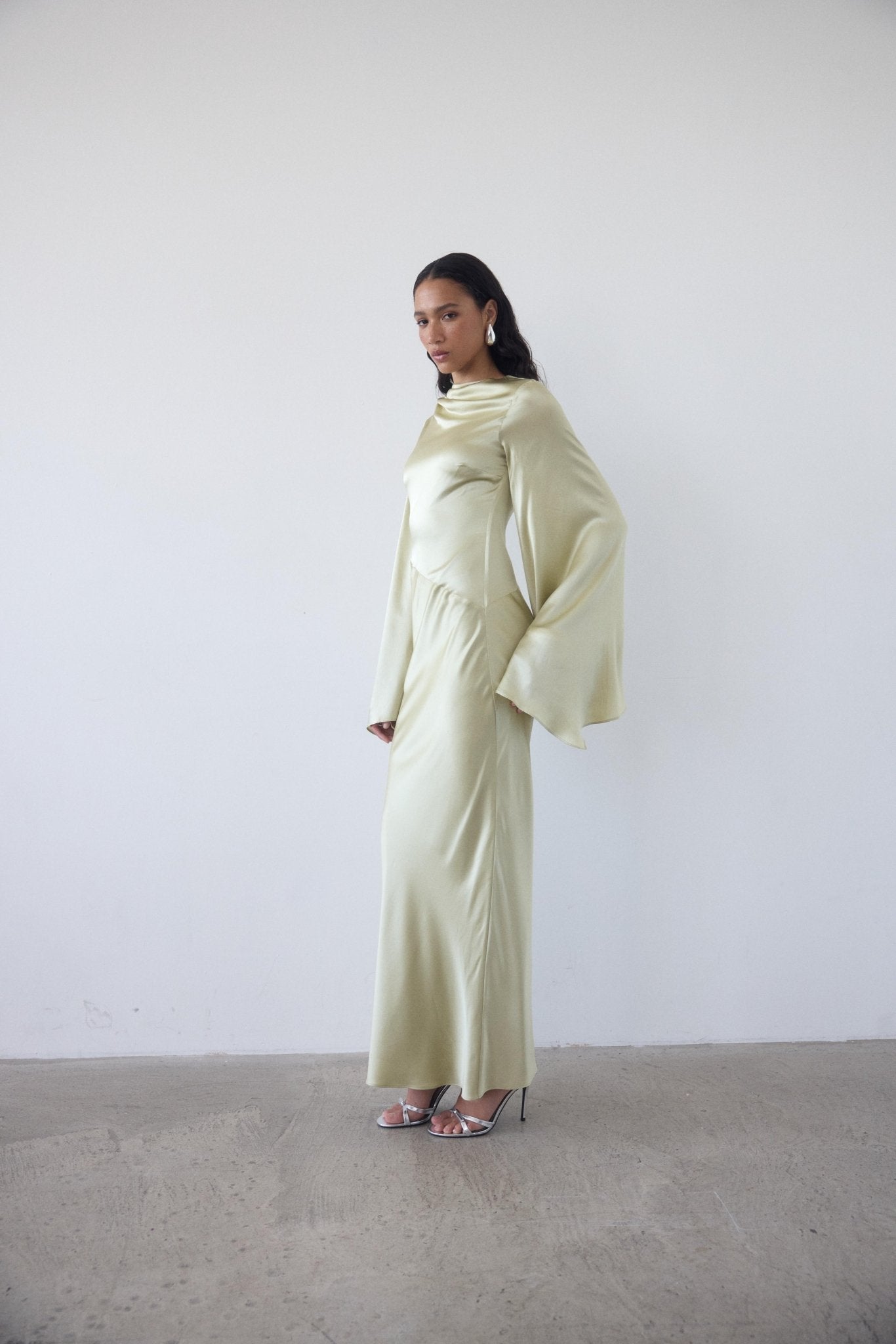 ONDAS MAXI DRESS IN SAND SILK SATIN - De La Vali