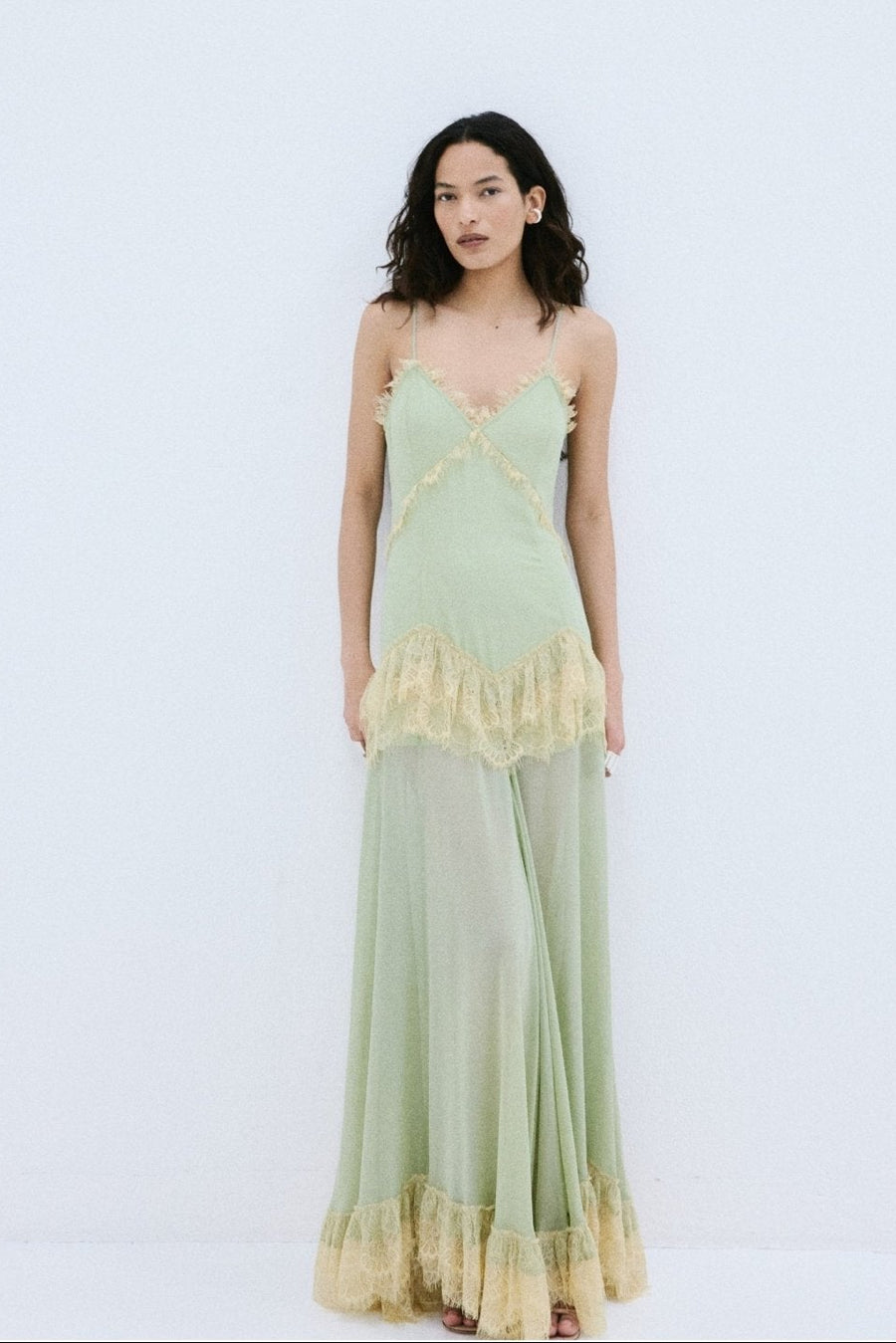 green de la vali dress AGUA MAXI DRESS IN PALM GREEN CRINKLE CHIFFON DE LA VALI OFFICIAL