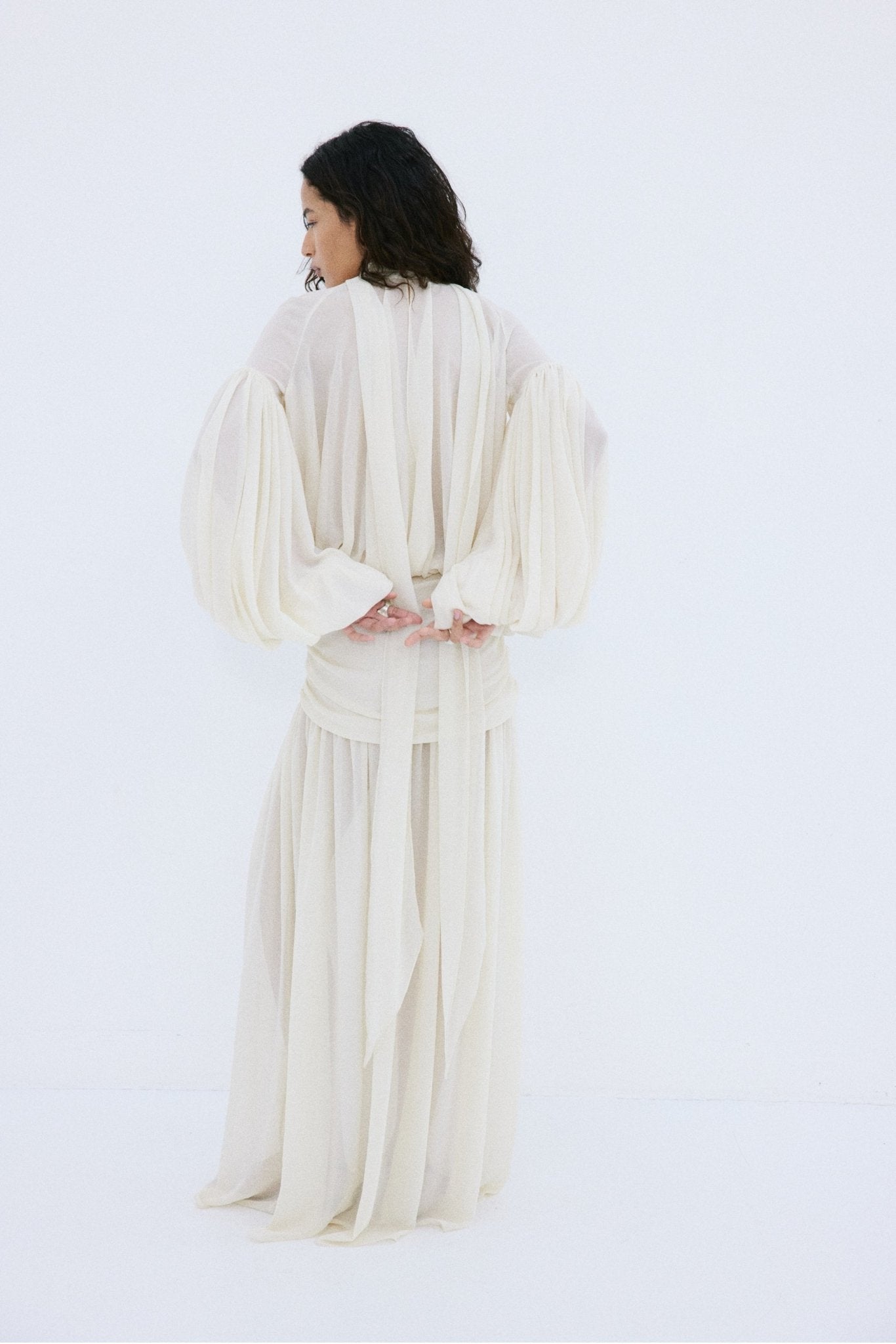 AGAPITO SKIRT IN CREAM POLY CHIFFON - De La Vali