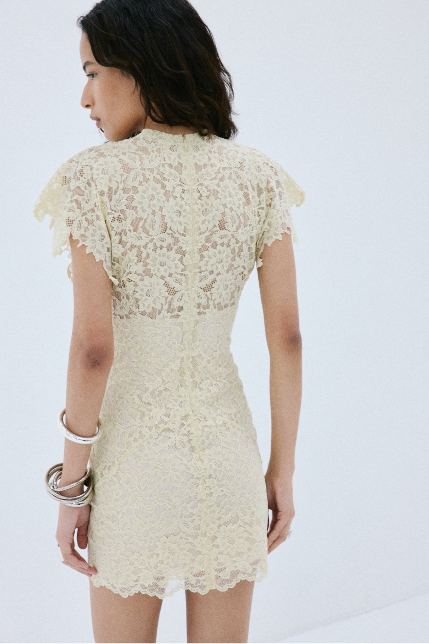 LAIA MINI DRESS IN ANTIQUE YELLOW NYLON LACE - De La Vali