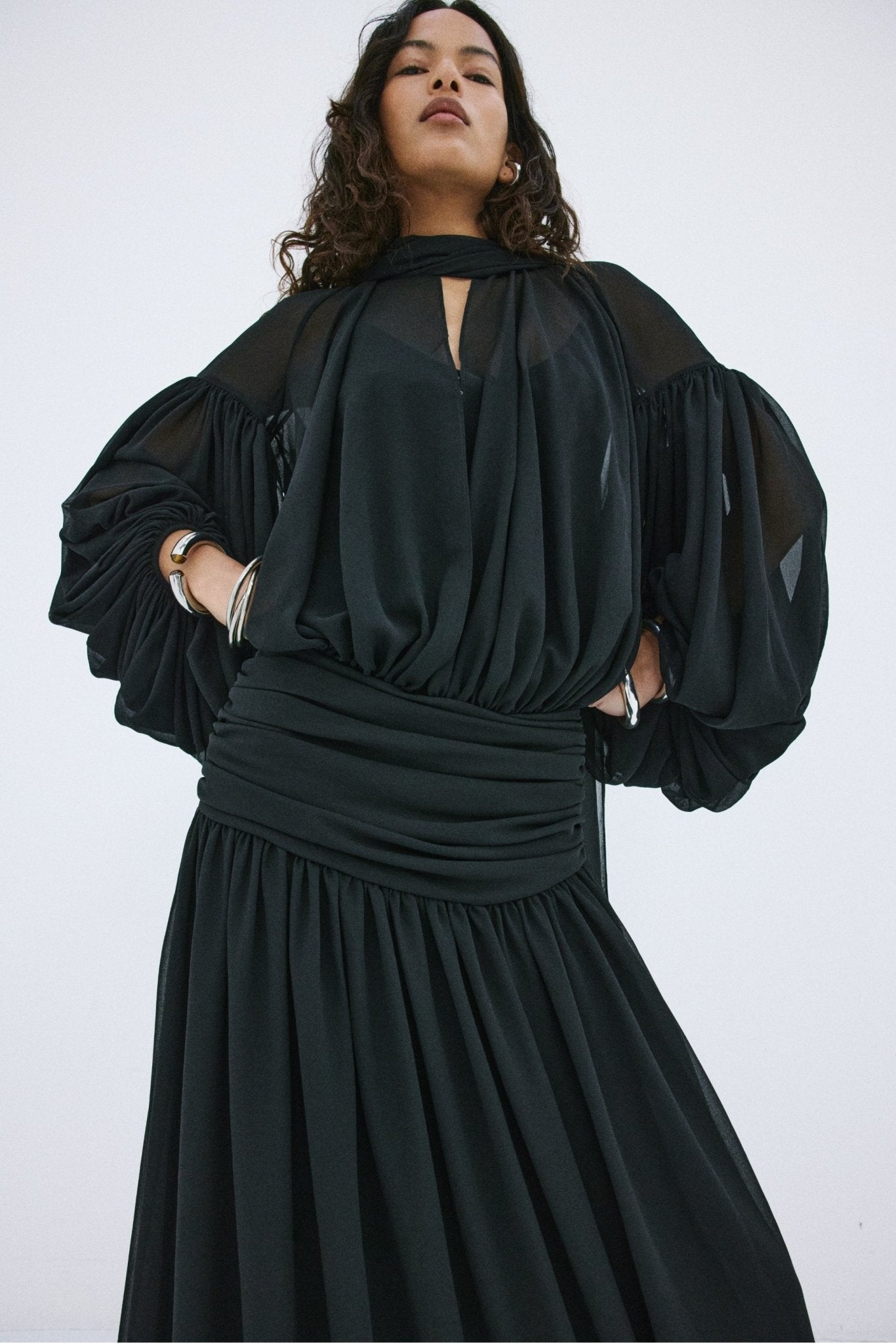 SOLANA MAXI DRESS IN BLACK POLY CHIFFON - De La Vali