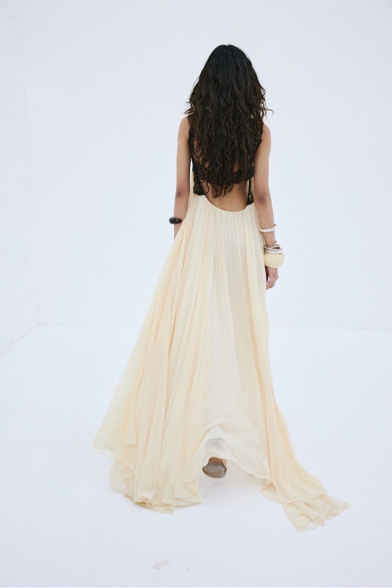 CARMELA MAXI DRESS IN CREAM VISCOSE GEORGETTE - De La Vali