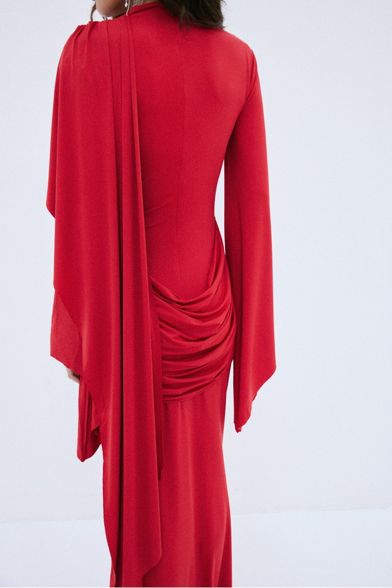 PERISA MAXI DRESS IN RUBY RED SPANDEX JERSEY - De La Vali