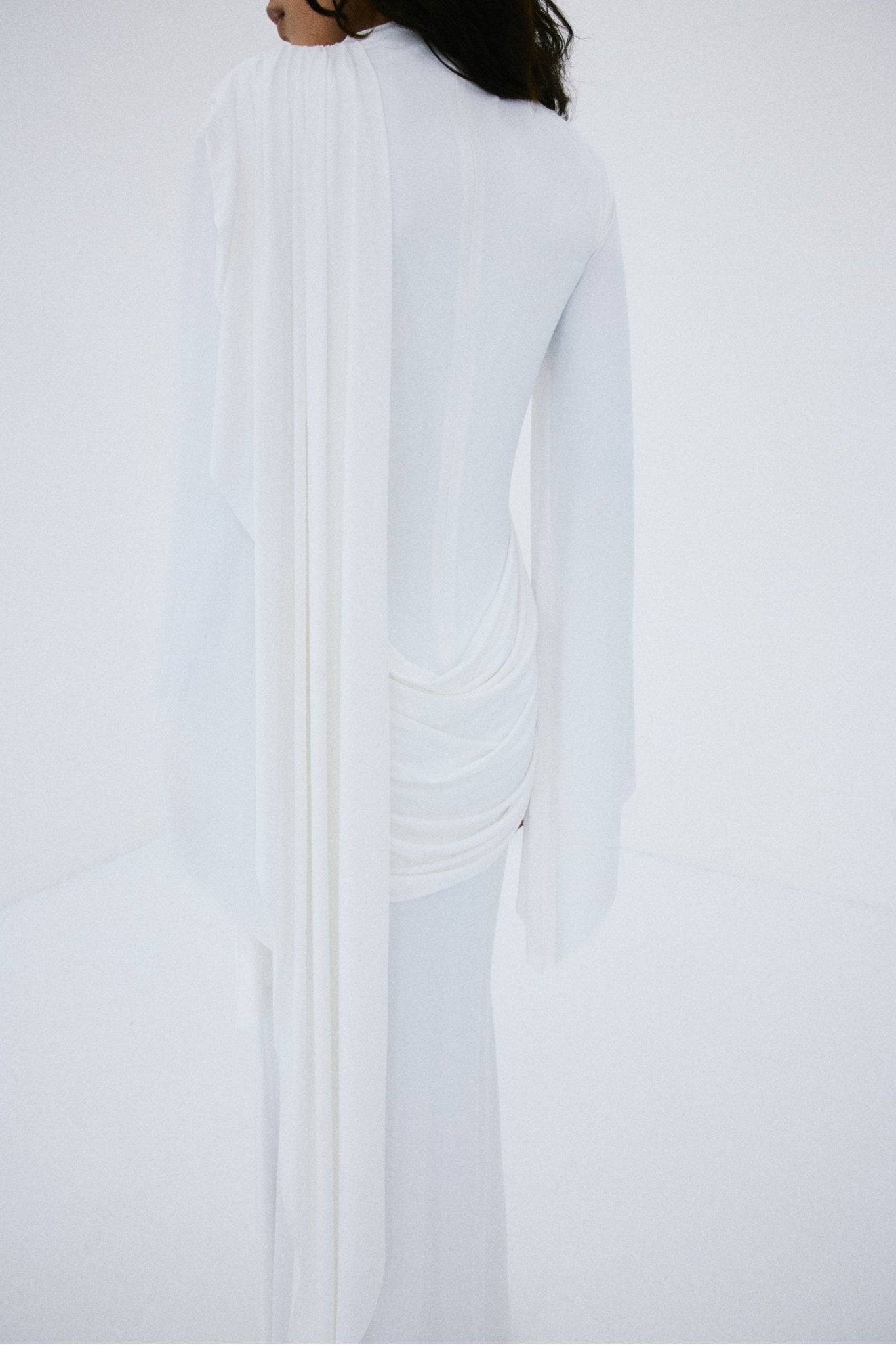 PERISA MAXI DRESS IN IVORY SPANDEX JERSEY - De La Vali