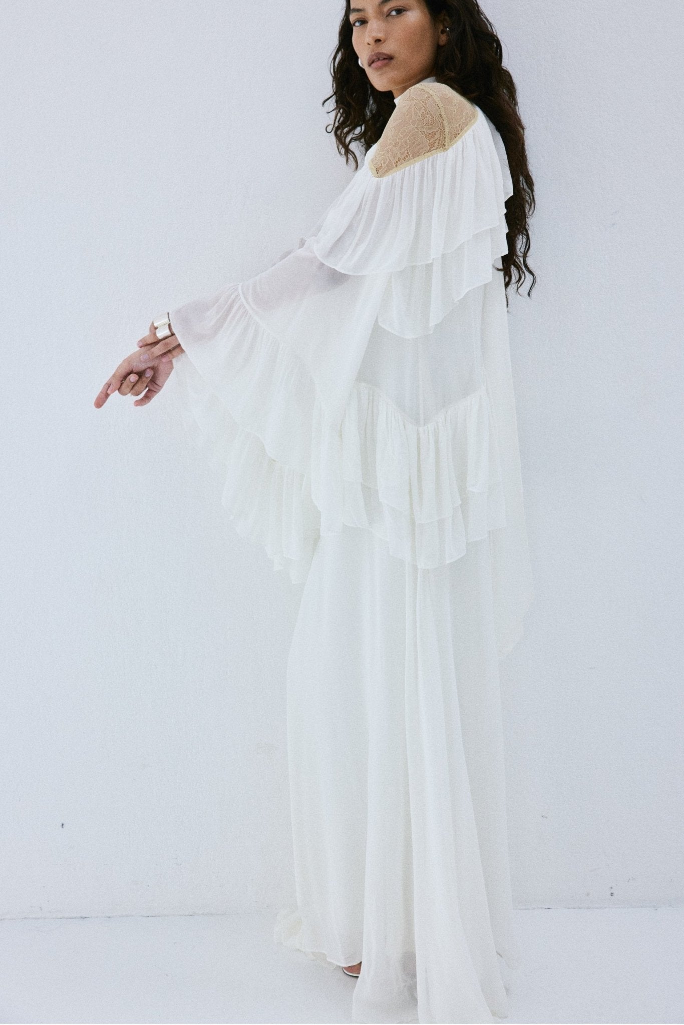 ETEREO MAXI DRESS IN IVORY VISCOSE GEORGETTE AND LACE - De La Vali
