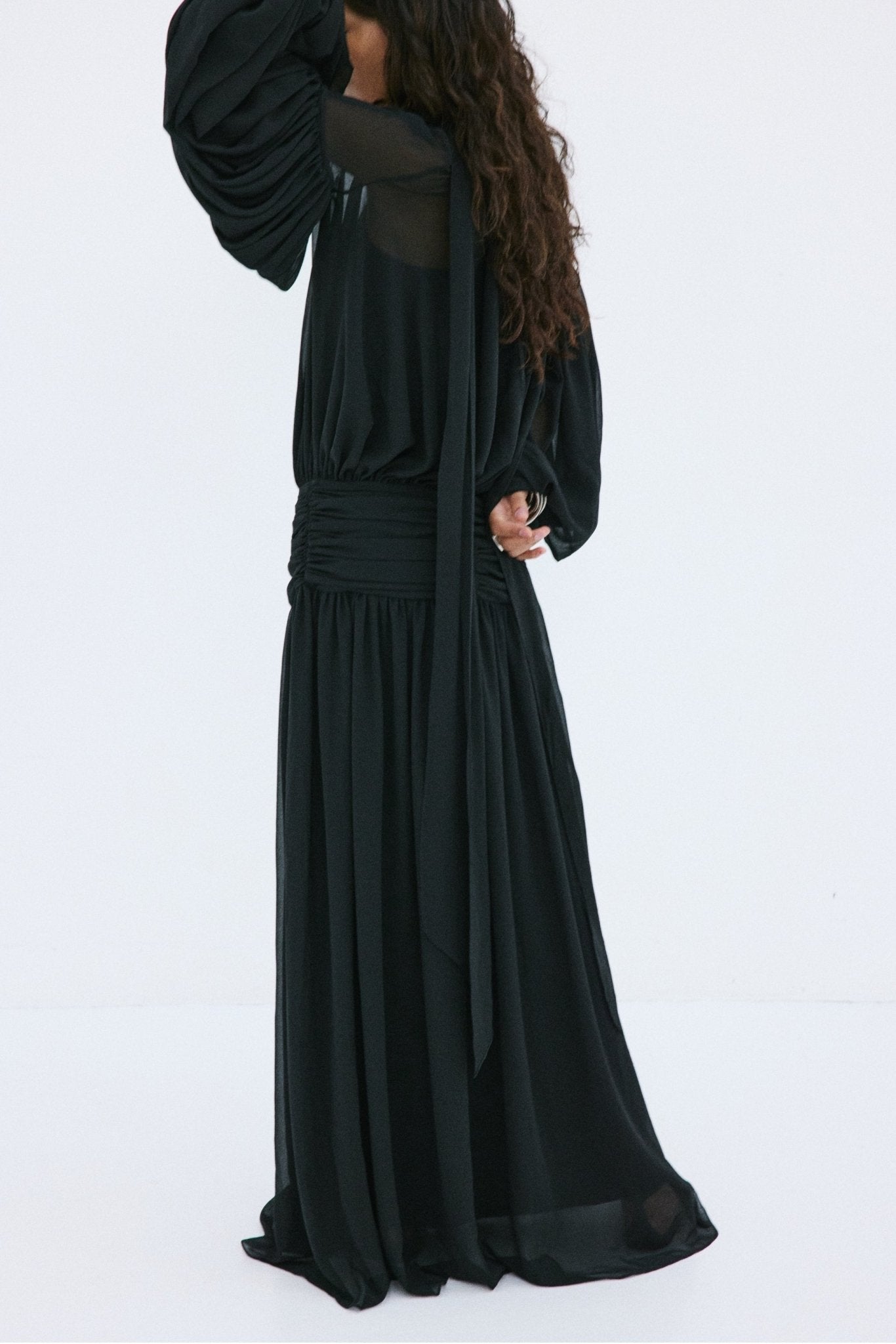 SOLANA MAXI DRESS IN BLACK POLY CHIFFON - De La Vali