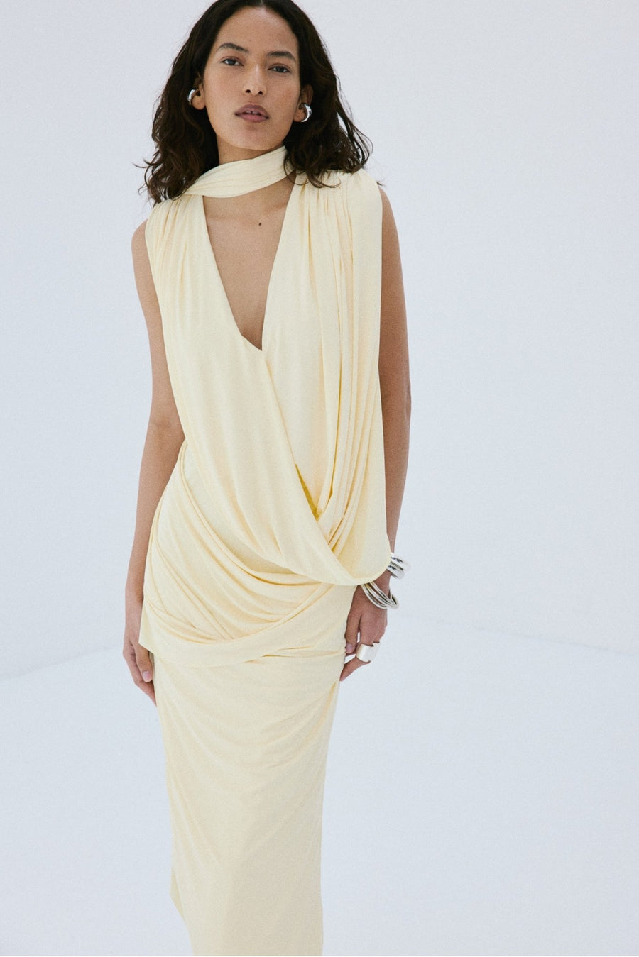 de la vali dress ALMA MIDI IN CREAM SPANDEX JERSEY Proenza Schouler White Label Sihouette_Tiered/Layered A high neckline balances Color:Champagne/Silver