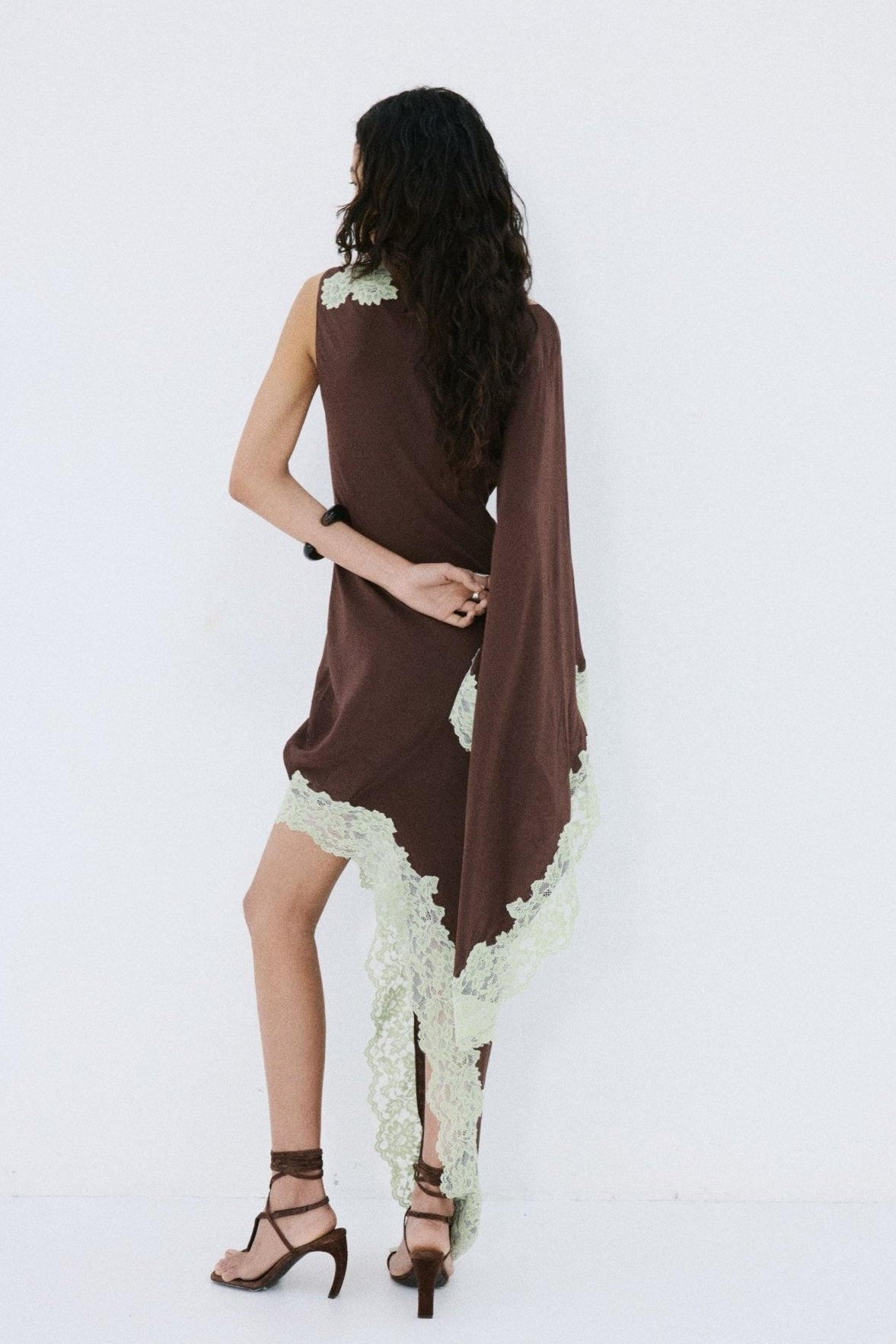 VETA MAXI DRESS IN BROWN CREPE DE CHINE - De La Vali