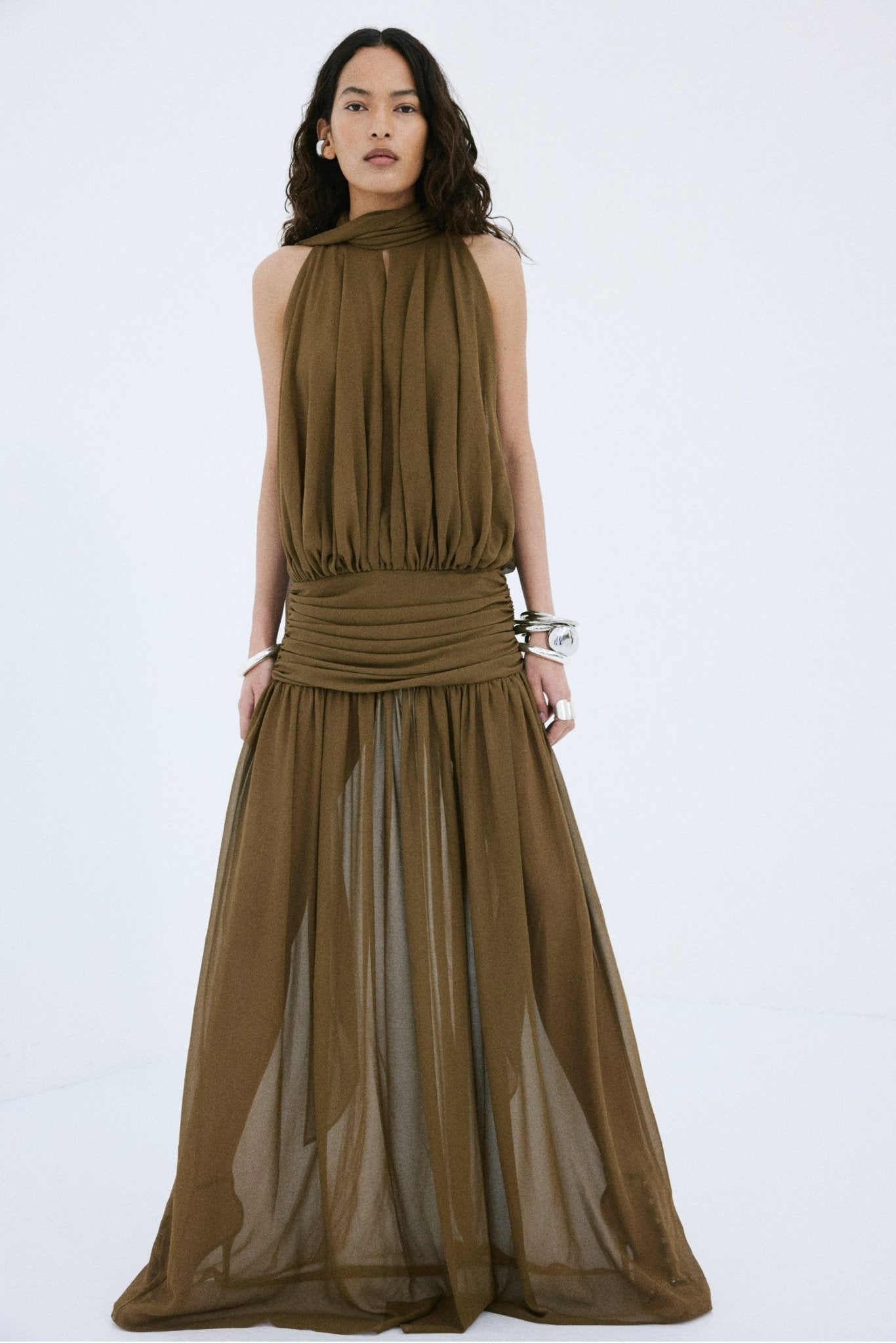 CRUZ MAXI DRESS IN TAUPE POLY CHIFFON - De La Vali