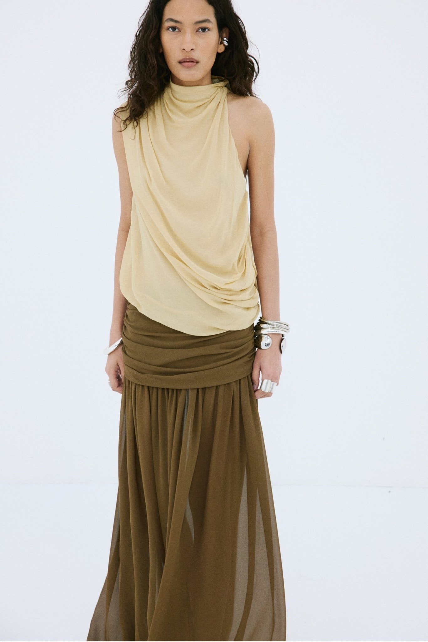 AGAPITO SKIRT IN TAUPE POLY CHIFFON - De La Vali