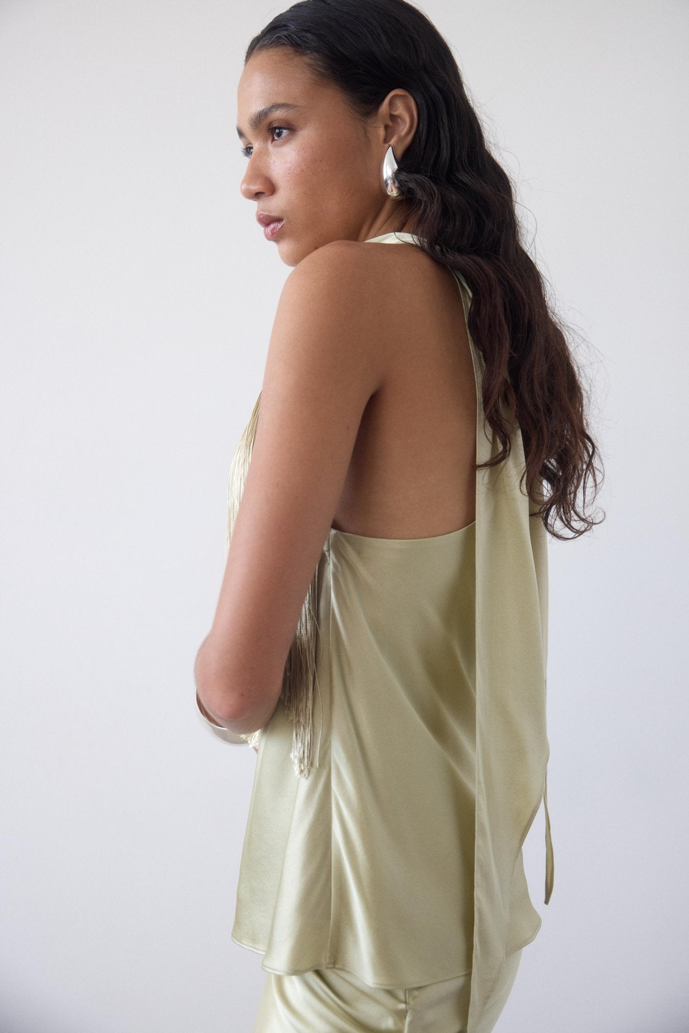 SIROCCO TOP IN SAND SILK SATIN - De La Vali