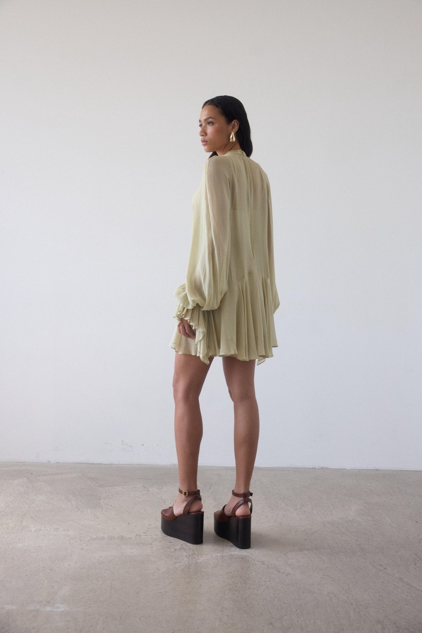 TERRAN MINI DRESS IN SAND GEORGETTE CHIFFON - De La Vali