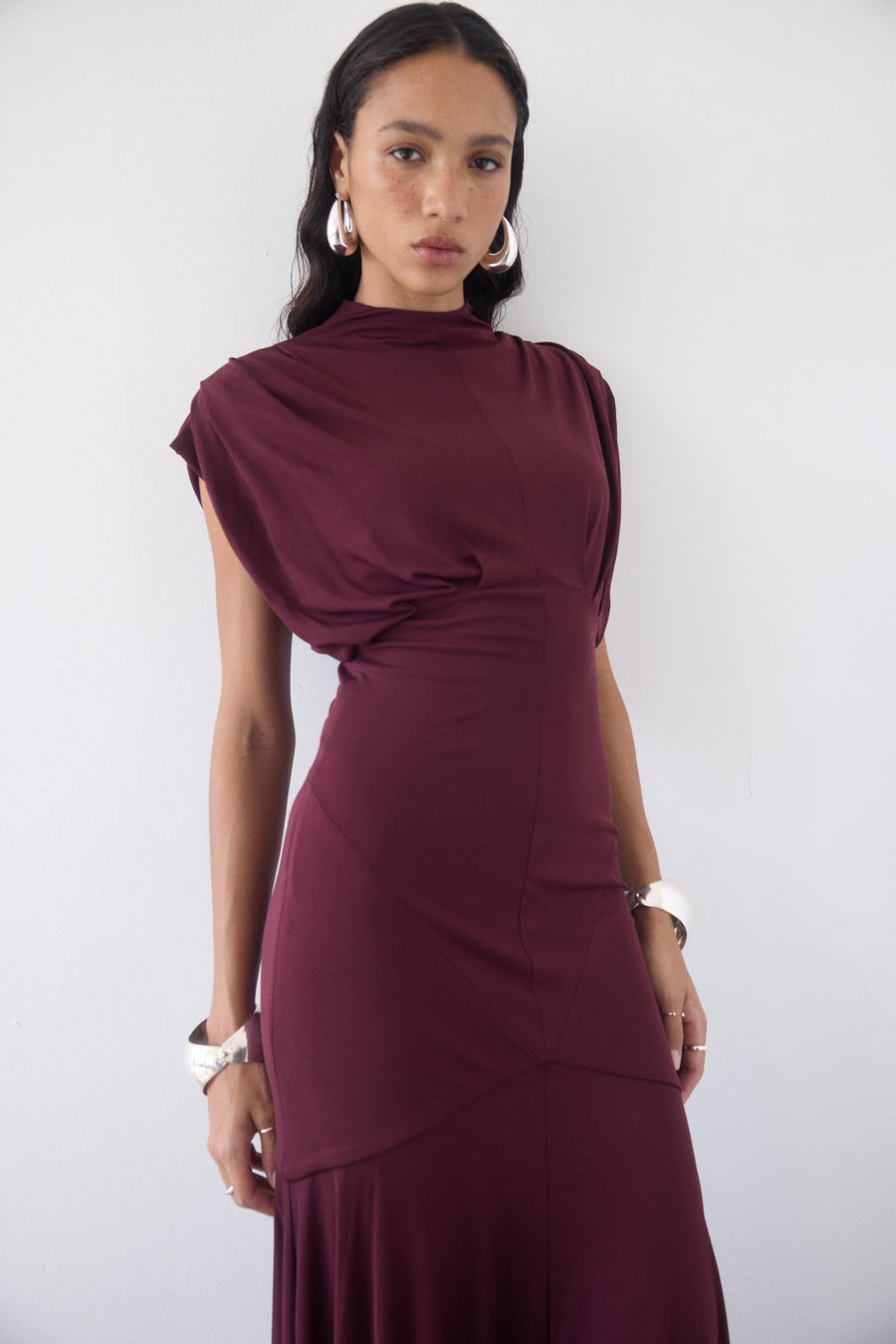 VASUDHA MIDI DRESS IN EARTH JERSEY