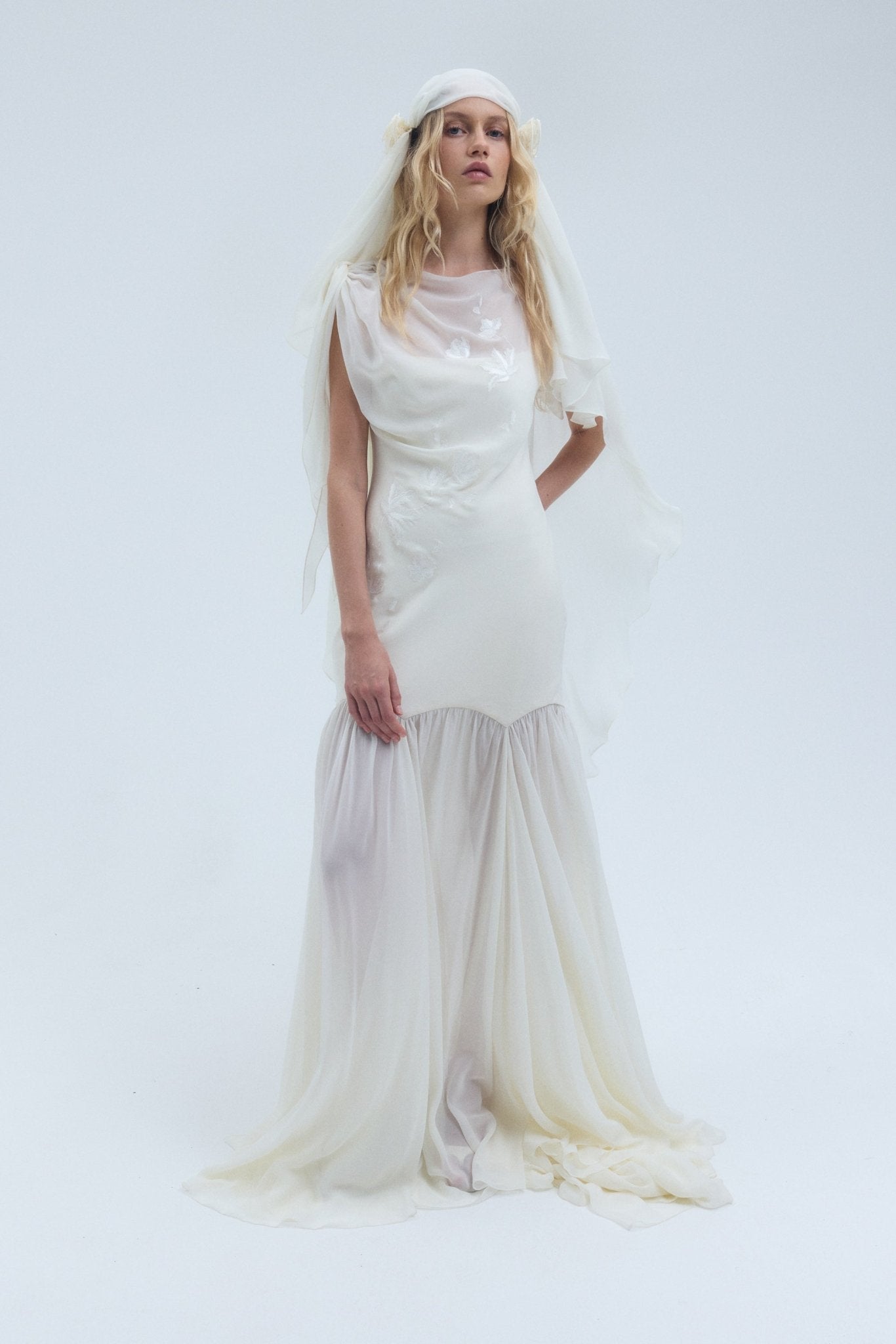 VENITA MAXI DRESS IN IVORY GEORGETTE - De La Vali