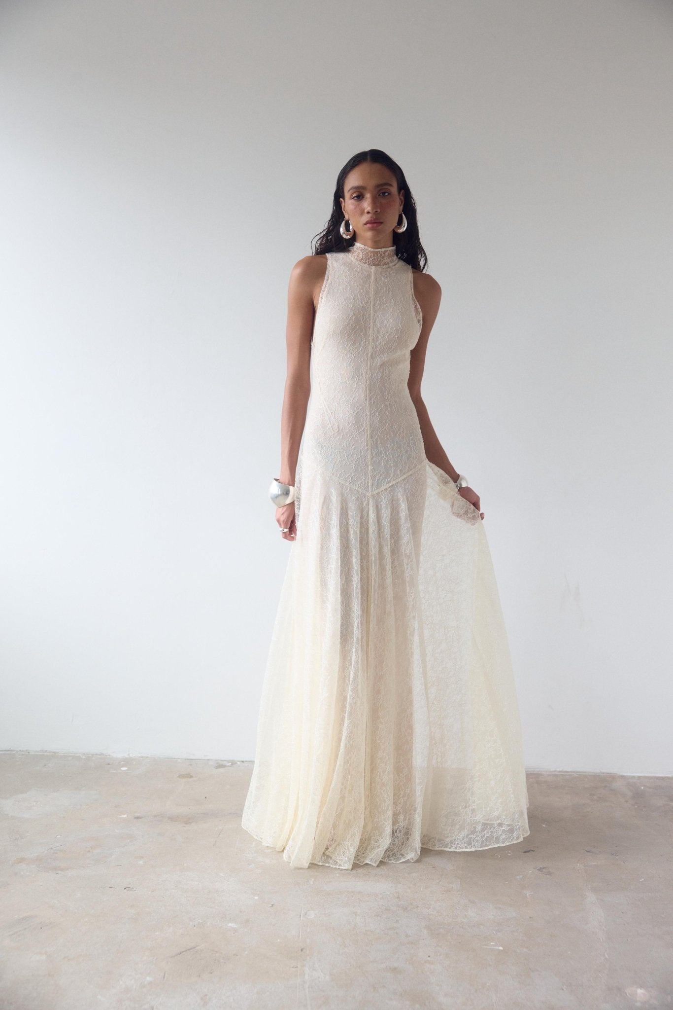 FOEHN MAXI DRESS IN CREAM LACE - De La Vali