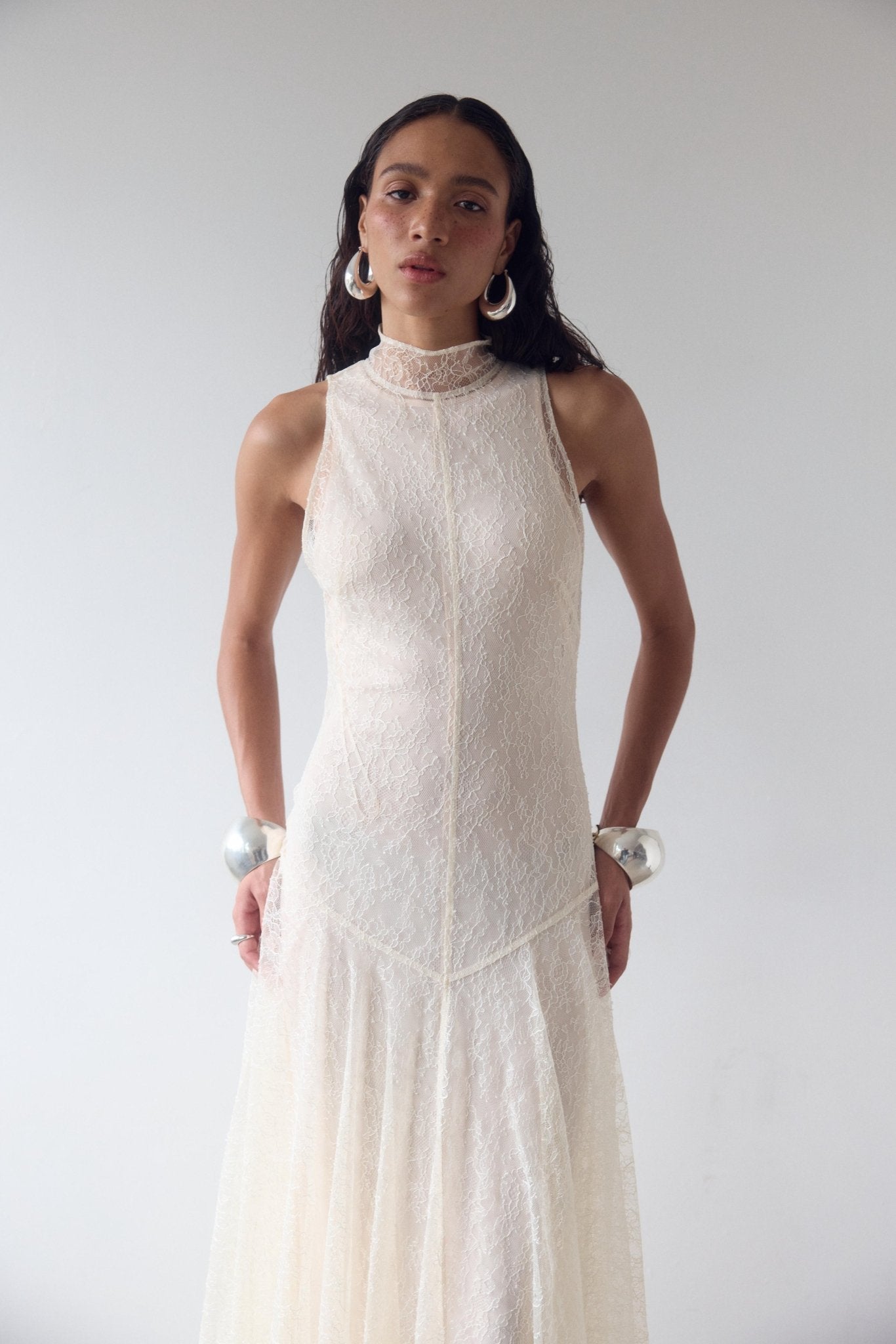 FOEHN MAXI DRESS IN CREAM LACE - De La Vali