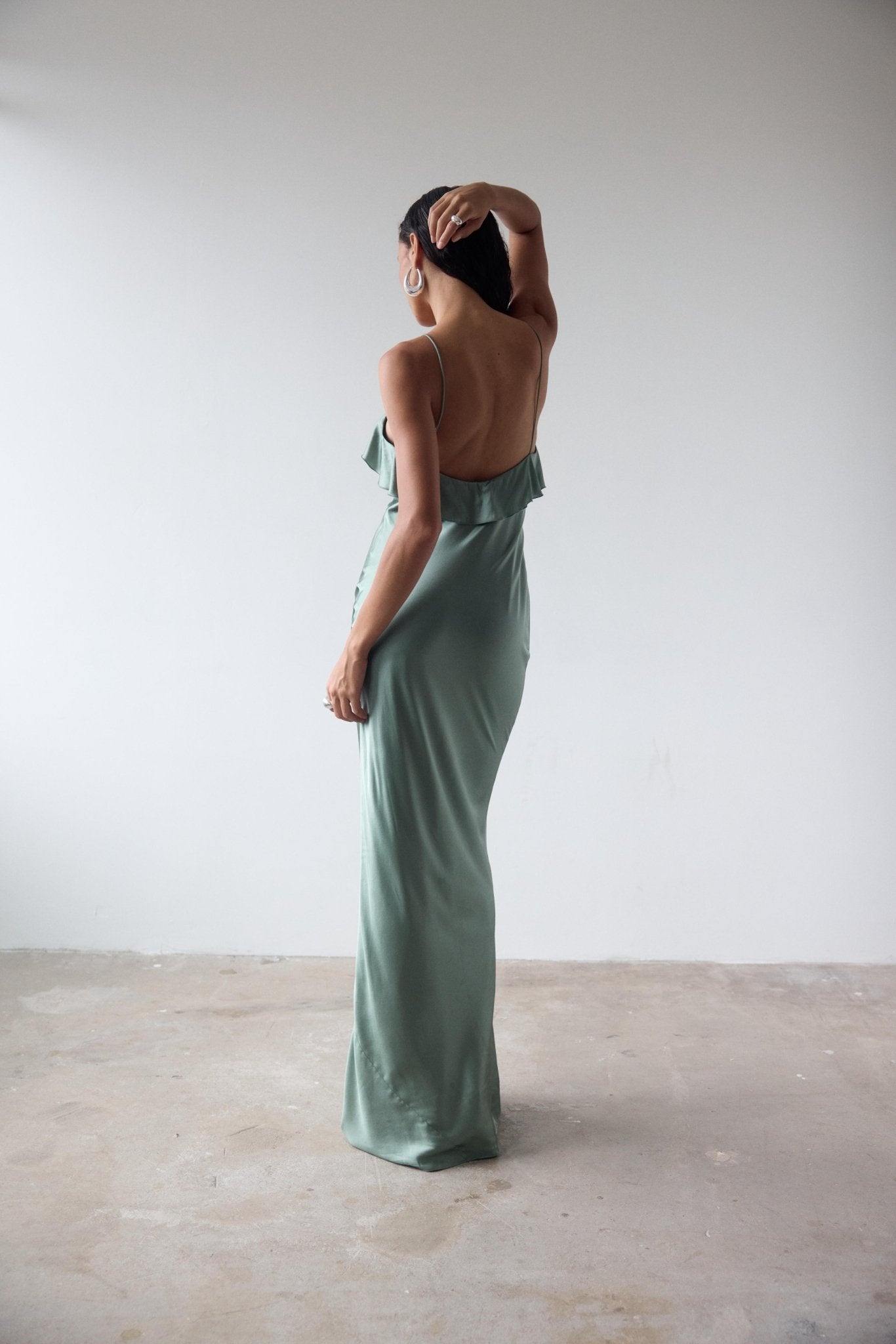 ESPERANAZA MAXI DRESS IN SEA GREEN SILK SATIN - De La Vali