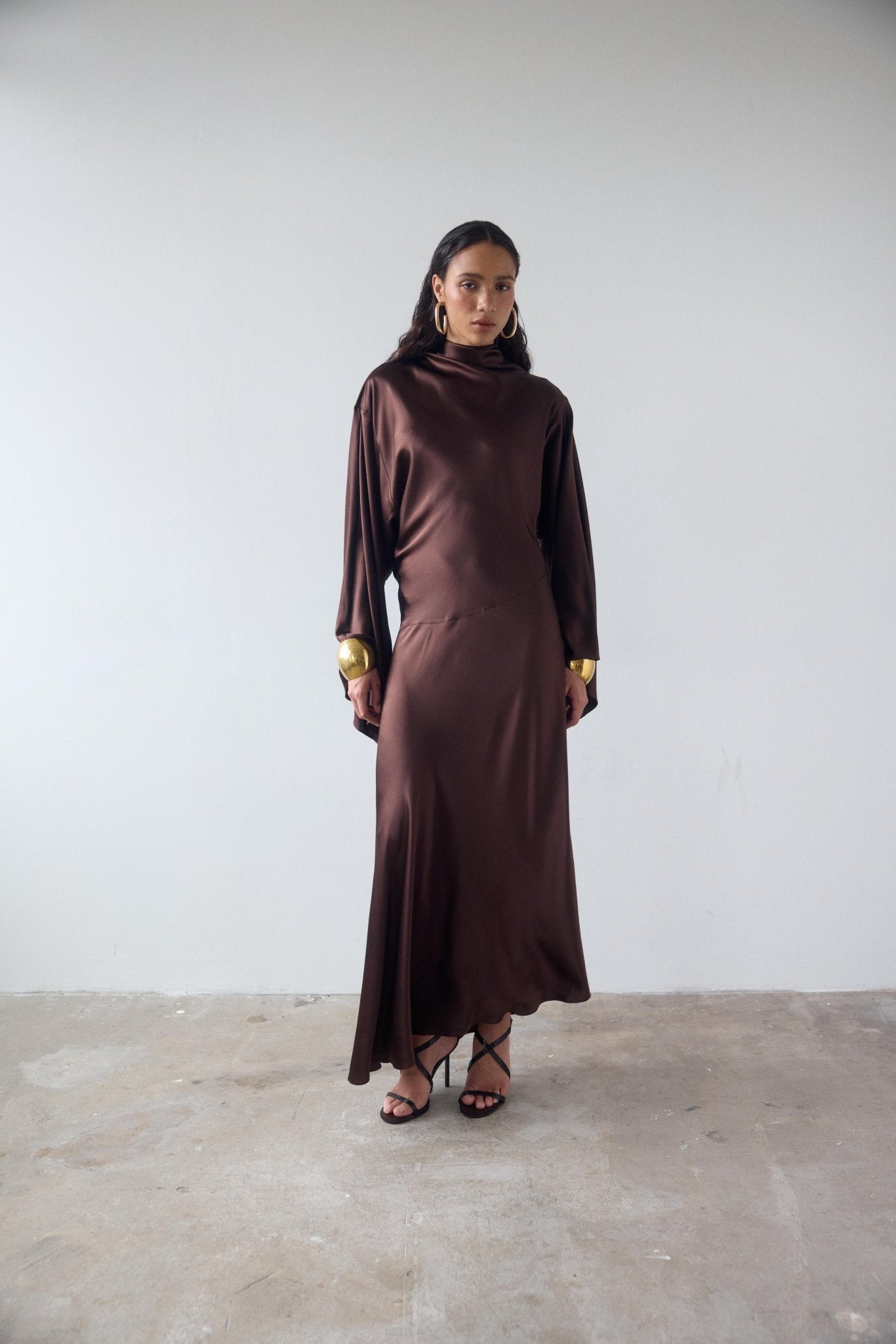 BAYAMO LONG DRESS IN CEDAR SILK SATIN - De La Vali