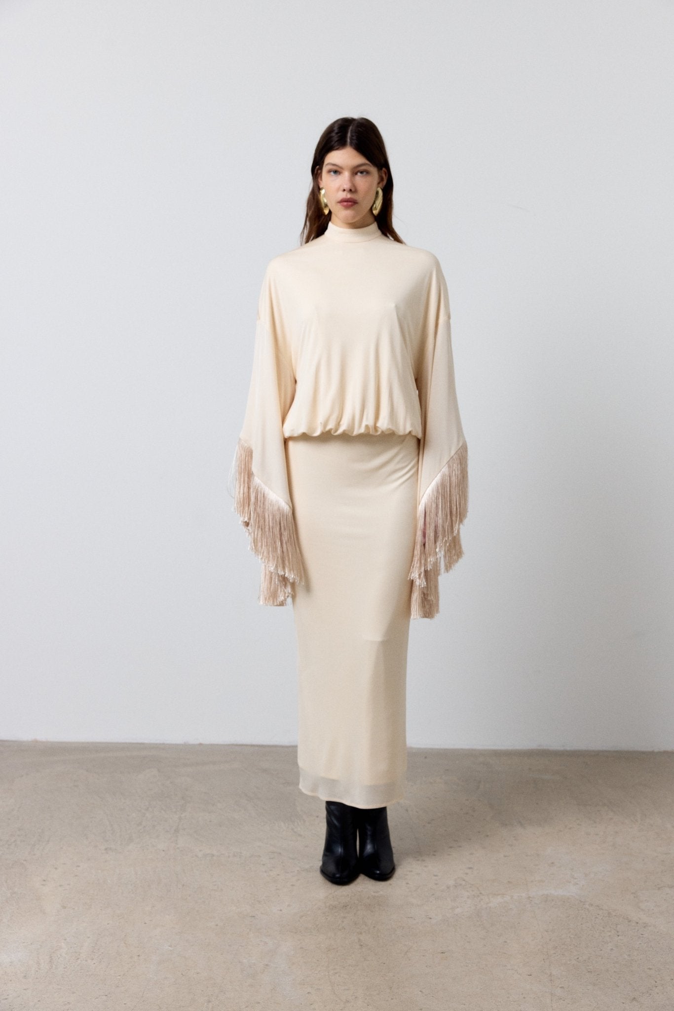 TRAMONTANA LONG DRESS IN CREAM JERSEY - De La Vali