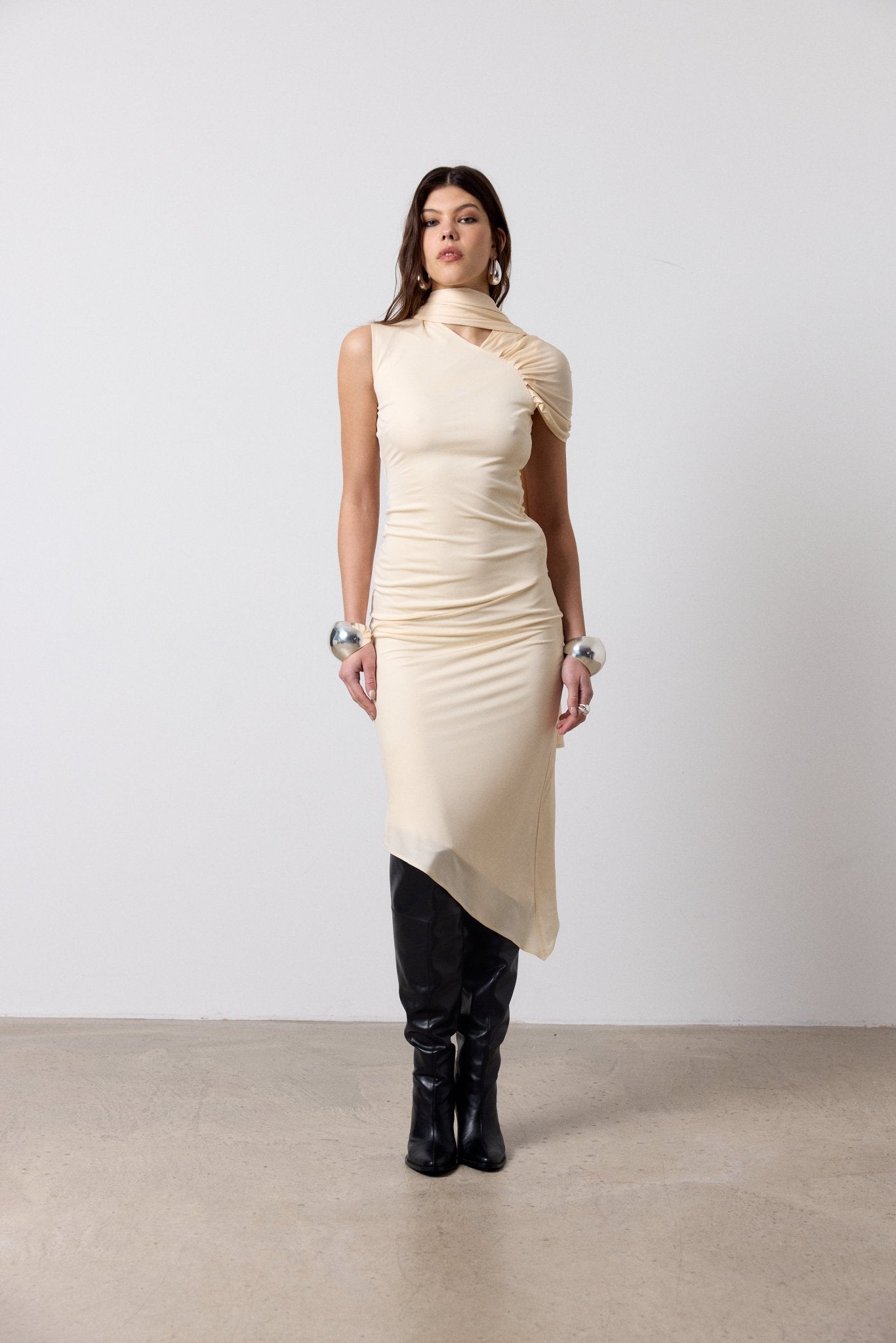 BRUBU MIDI DRESS IN CREAM JERSEY - De La Vali
