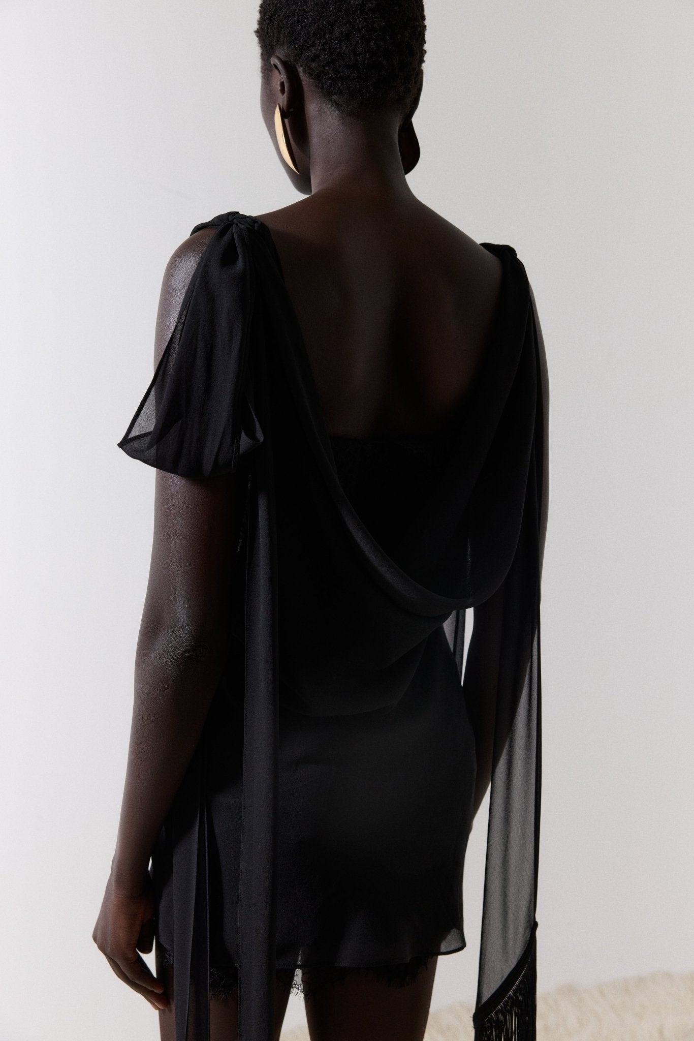 MISTRAL MINI DRESS IN BLACK CHIFFON & LACE - De La Vali