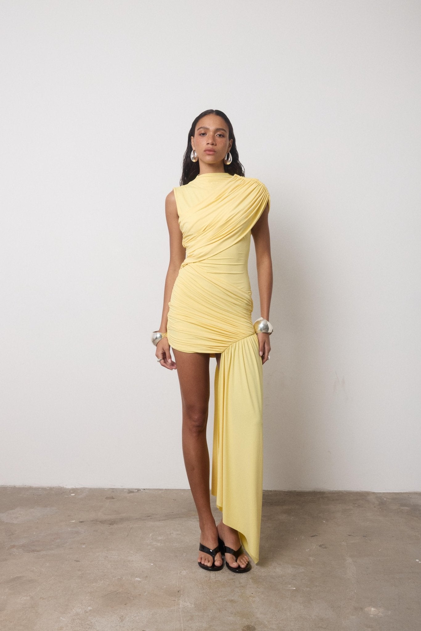 RAVENNA MINI DRESS IN BABY YELLOW JERSEY - De La Vali