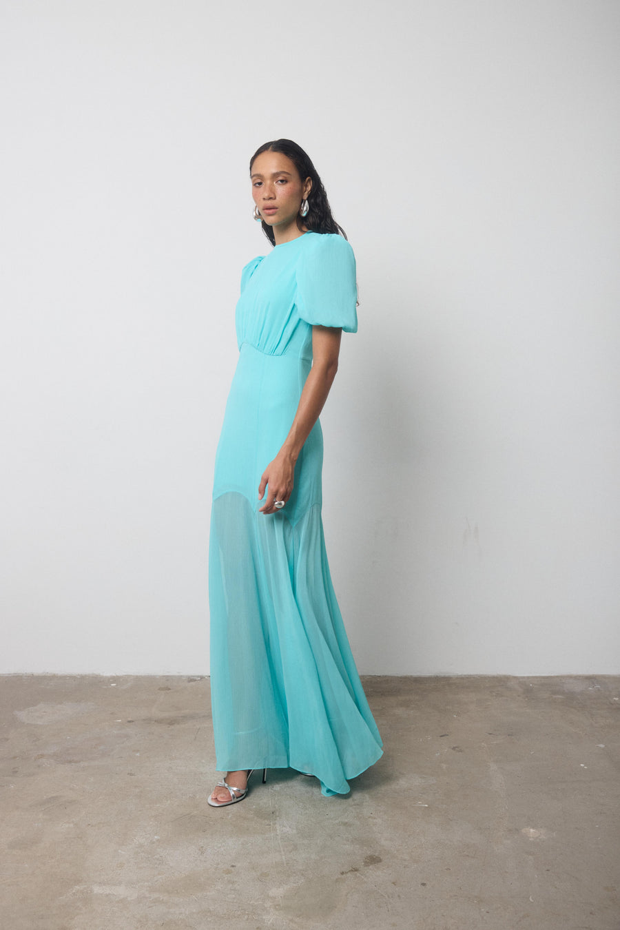 AGUA MAXI DRESS IN TURQUOISE CRINKLE CHIFFON