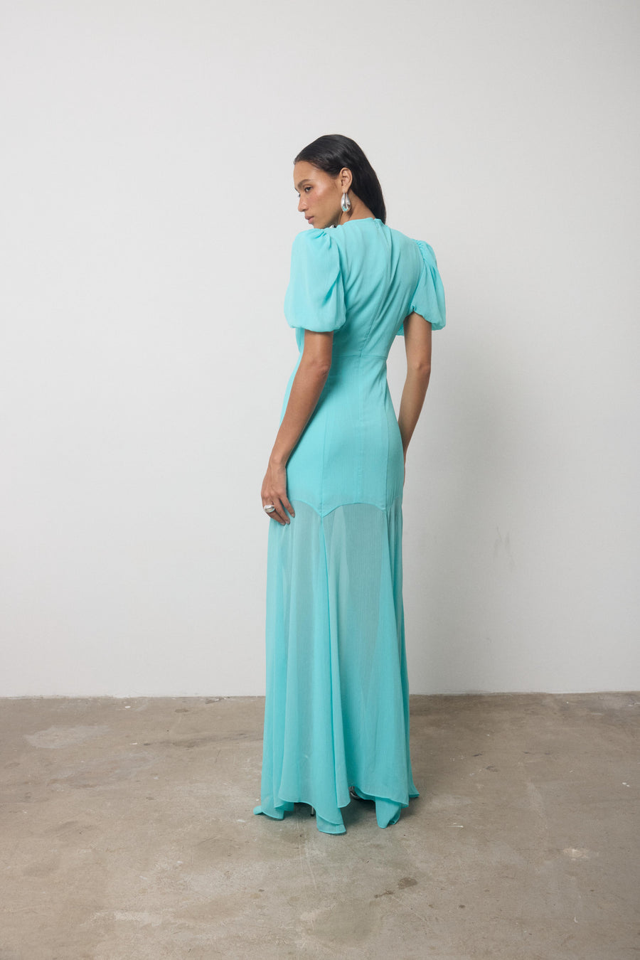 AGUA MAXI DRESS IN TURQUOISE CRINKLE CHIFFON