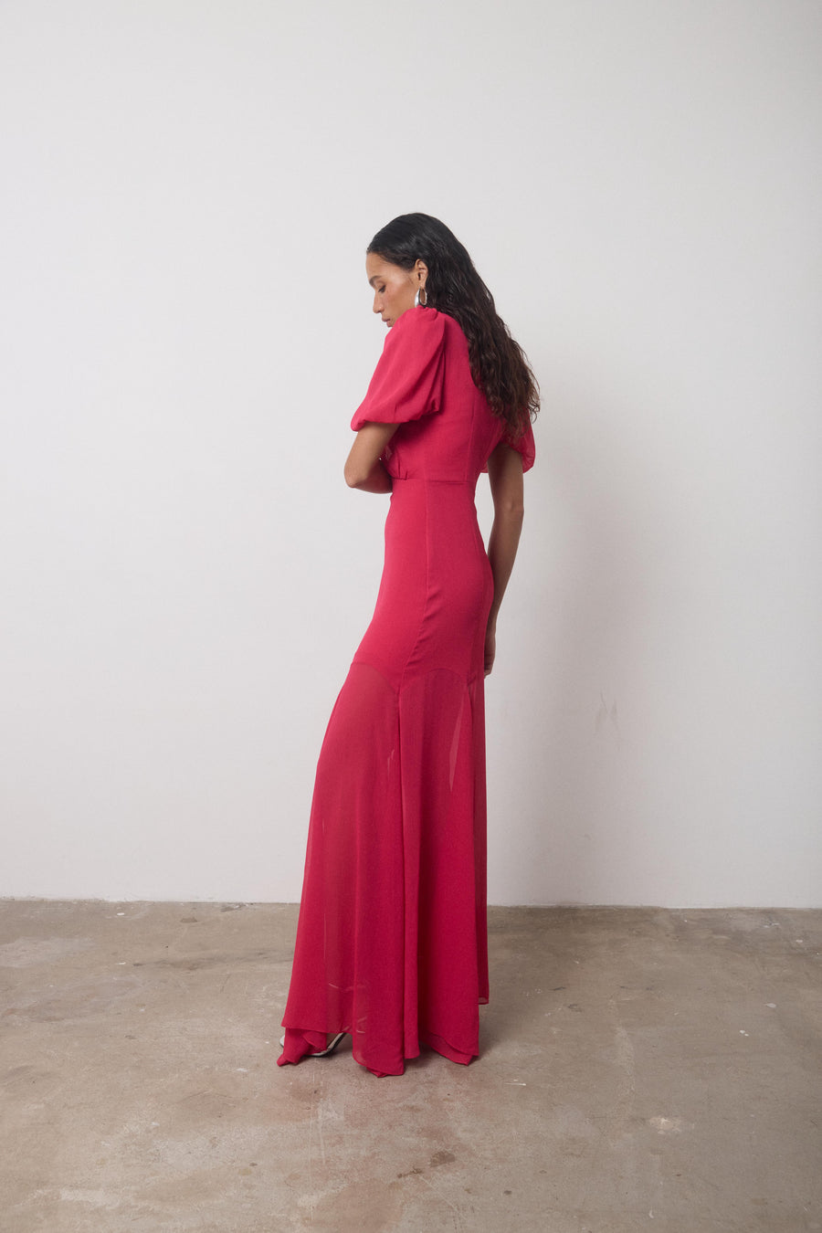 AGUA MAXI DRESS IN FUCHSIA CRINKLE CHIFFON