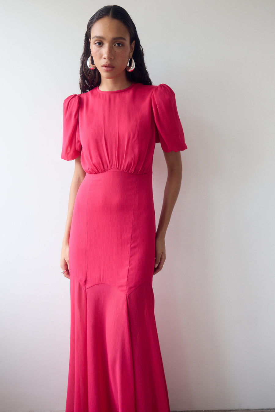 AGUA MAXI DRESS IN FUCHSIA CRINKLE CHIFFON