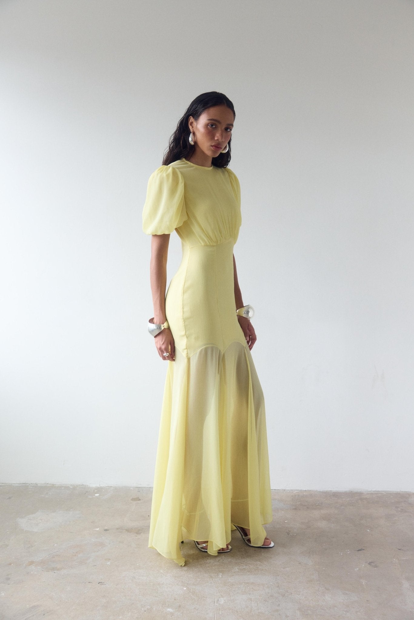 AGUA MAXI DRESS IN BABY YELLOW CRINKLE CHIFFON - De La Vali
