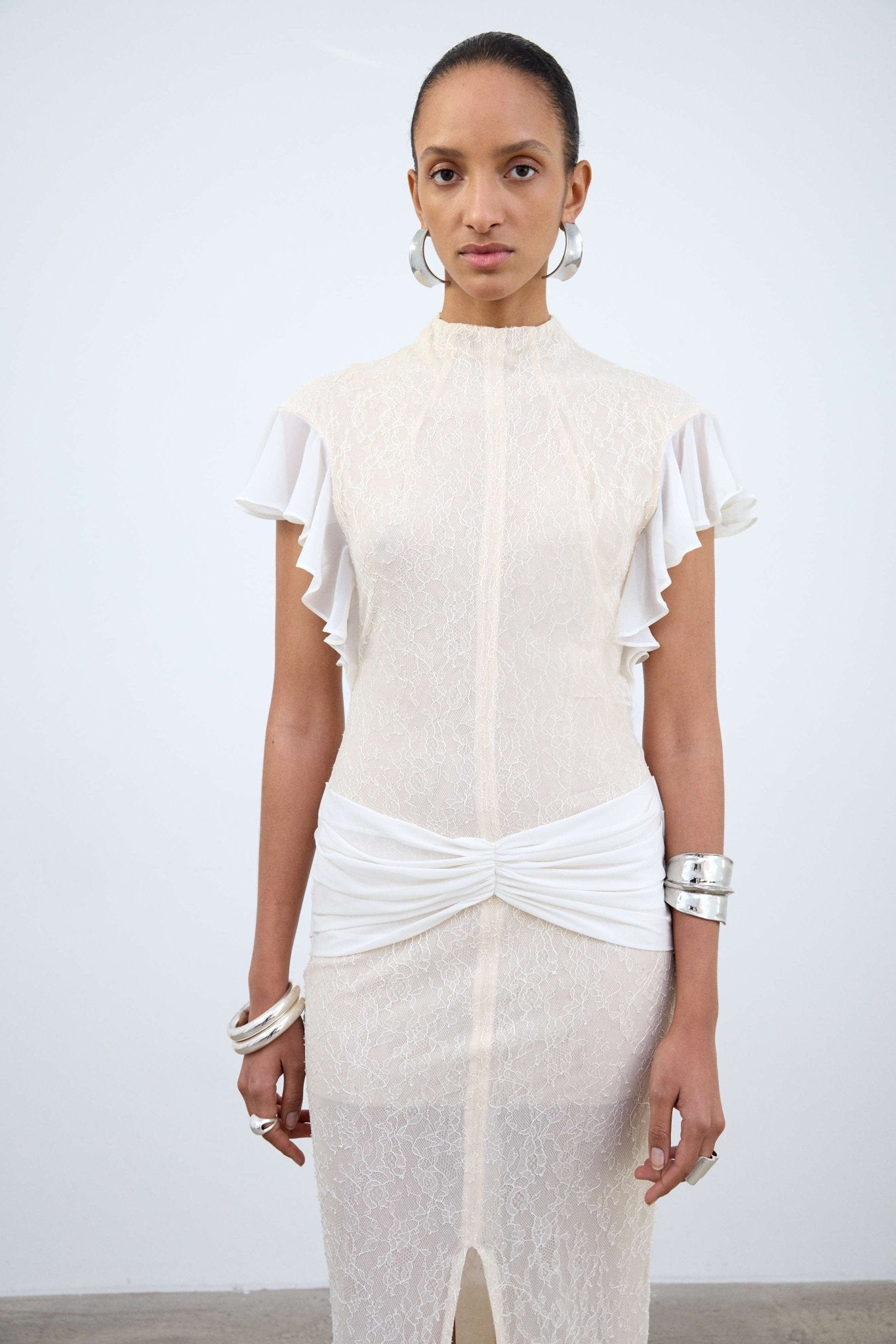 NOOR MAXI DRESS IN IVORY LACE - De La Vali