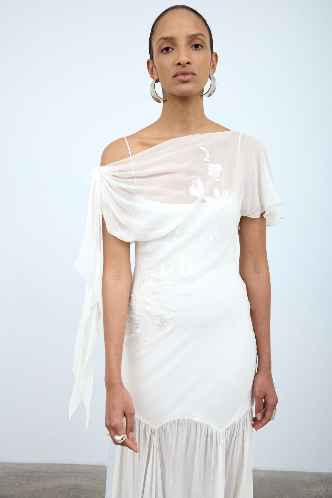 VENITA MAXI DRESS IN IVORY GEORGETTE - De La Vali