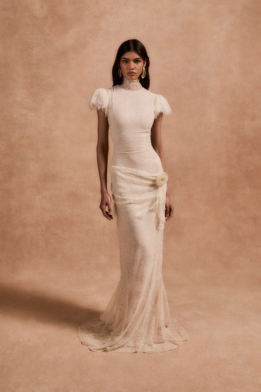 SILENTIUM MAXI DRESS IN IVORY LACE DE LA VALI OFFICIAL SILENTIUM MAXI DRESS IN IVORY LACE DE LA VALI OFFICIAL